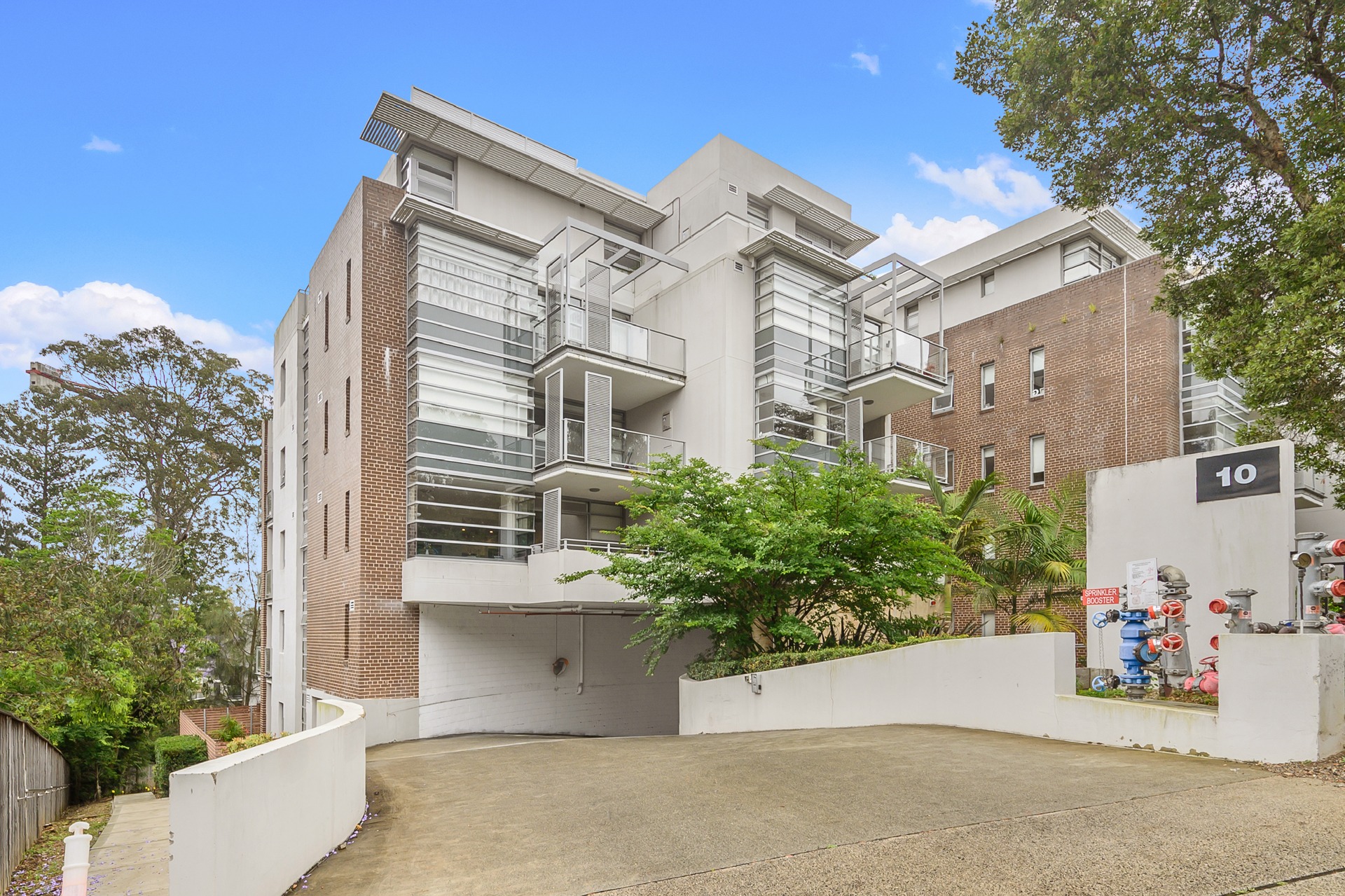 Neutral Bay 2 Bedroom Wycombe Road NB225 -Sydney short term rentals