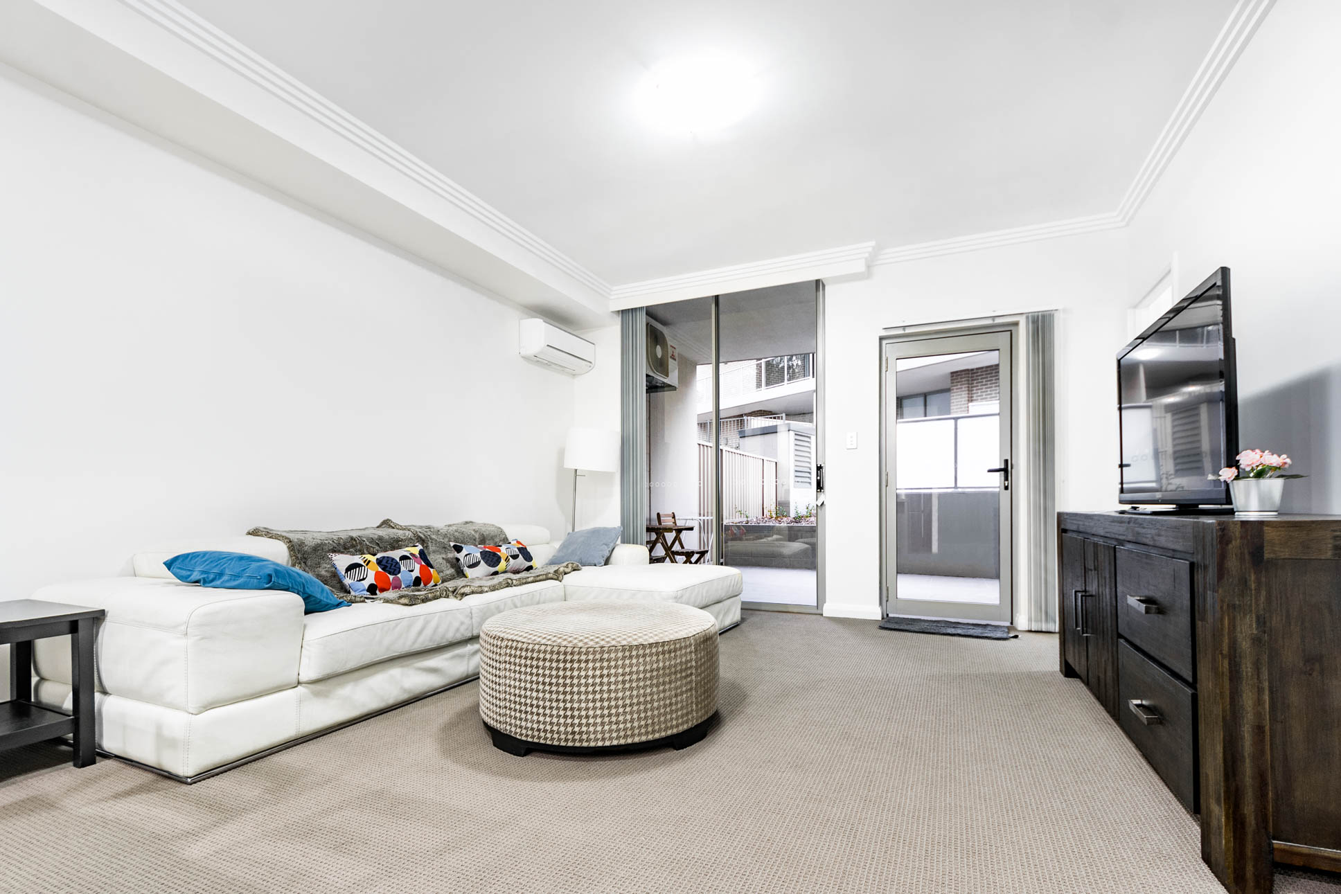 Hurstville 3 Bedroom Forest Road HUR81-Sydney short term rentals