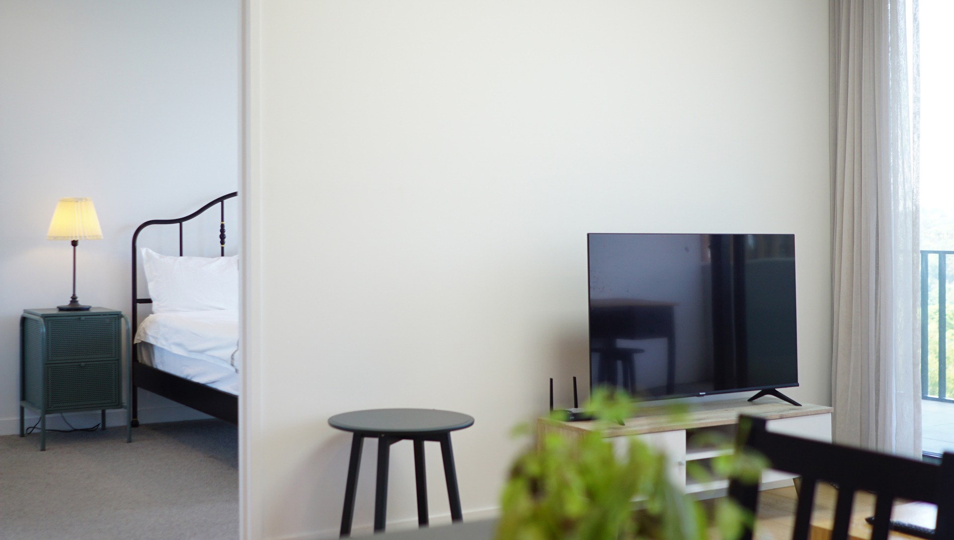 Lindfield 1 Bedroom Tryon Road LIN1606-Sydney short term rentals