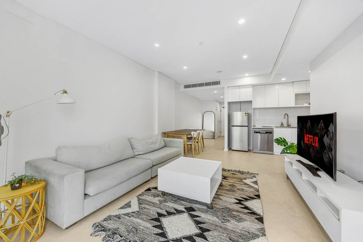 Lewisham 1 Bedroom Old Canterbury Road LEW1106-Sydney short term rentals