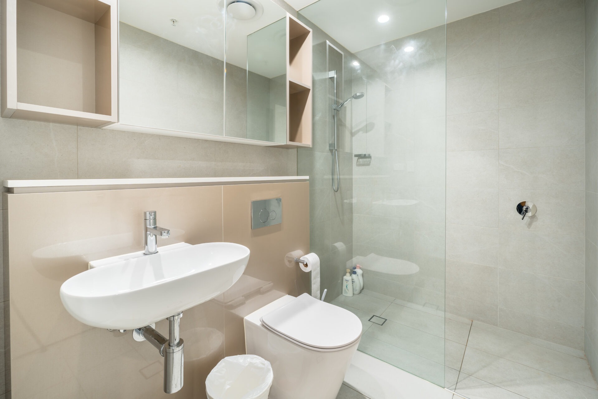 West Ryde 2 Bedroom Victoria Road WR2105-Sydney short term rentals