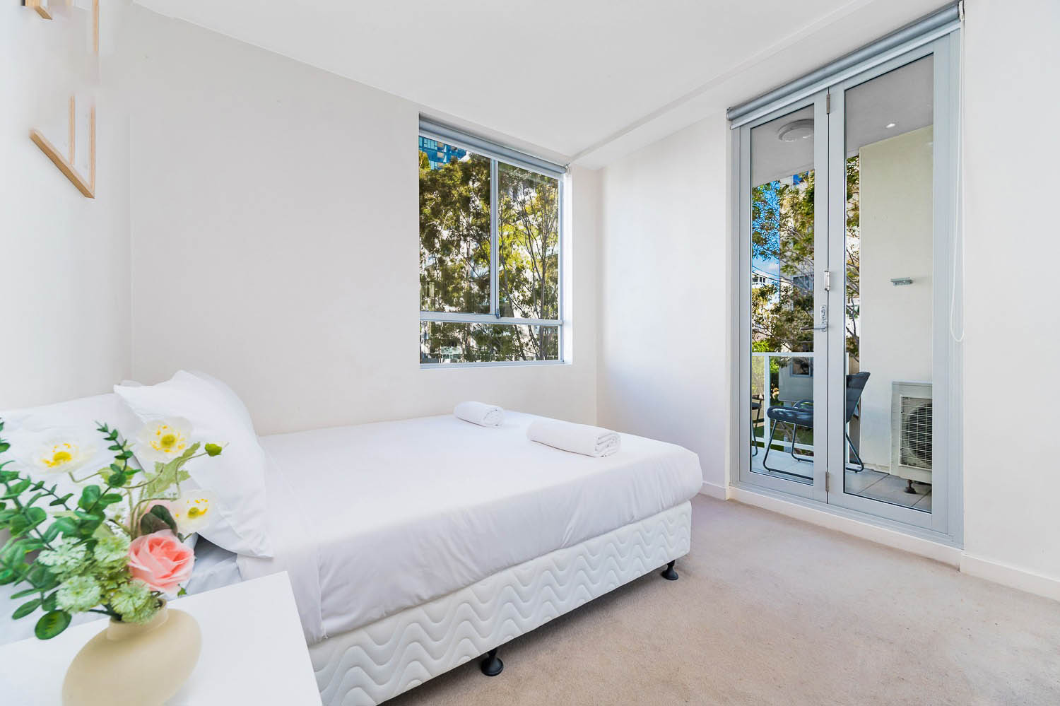 Concord 2 Bedroom Wellbank Street CON226-Sydney short term rentals