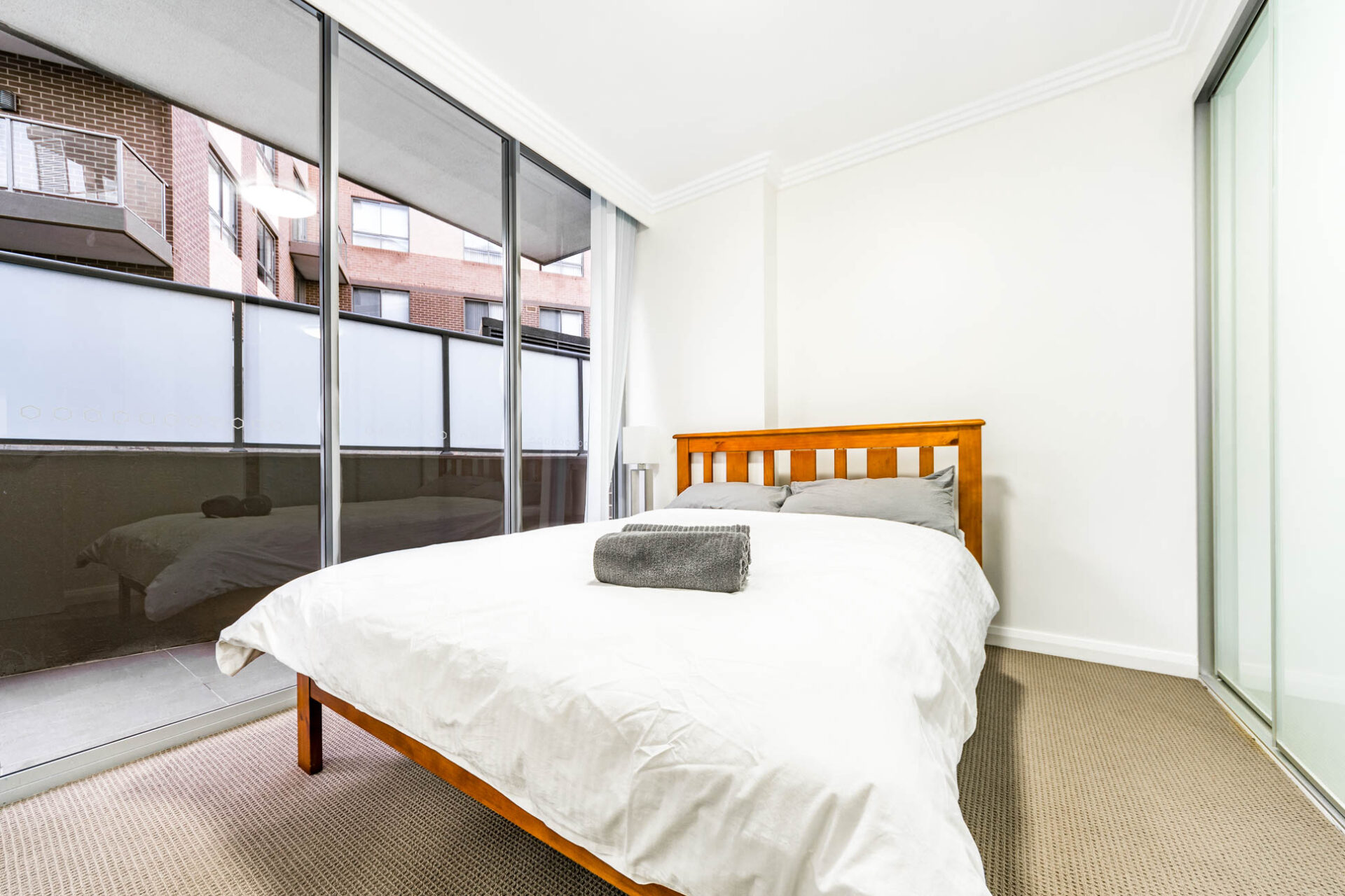 Hurstville 3 Bedroom Forest Road HUR81-Sydney short term rentals