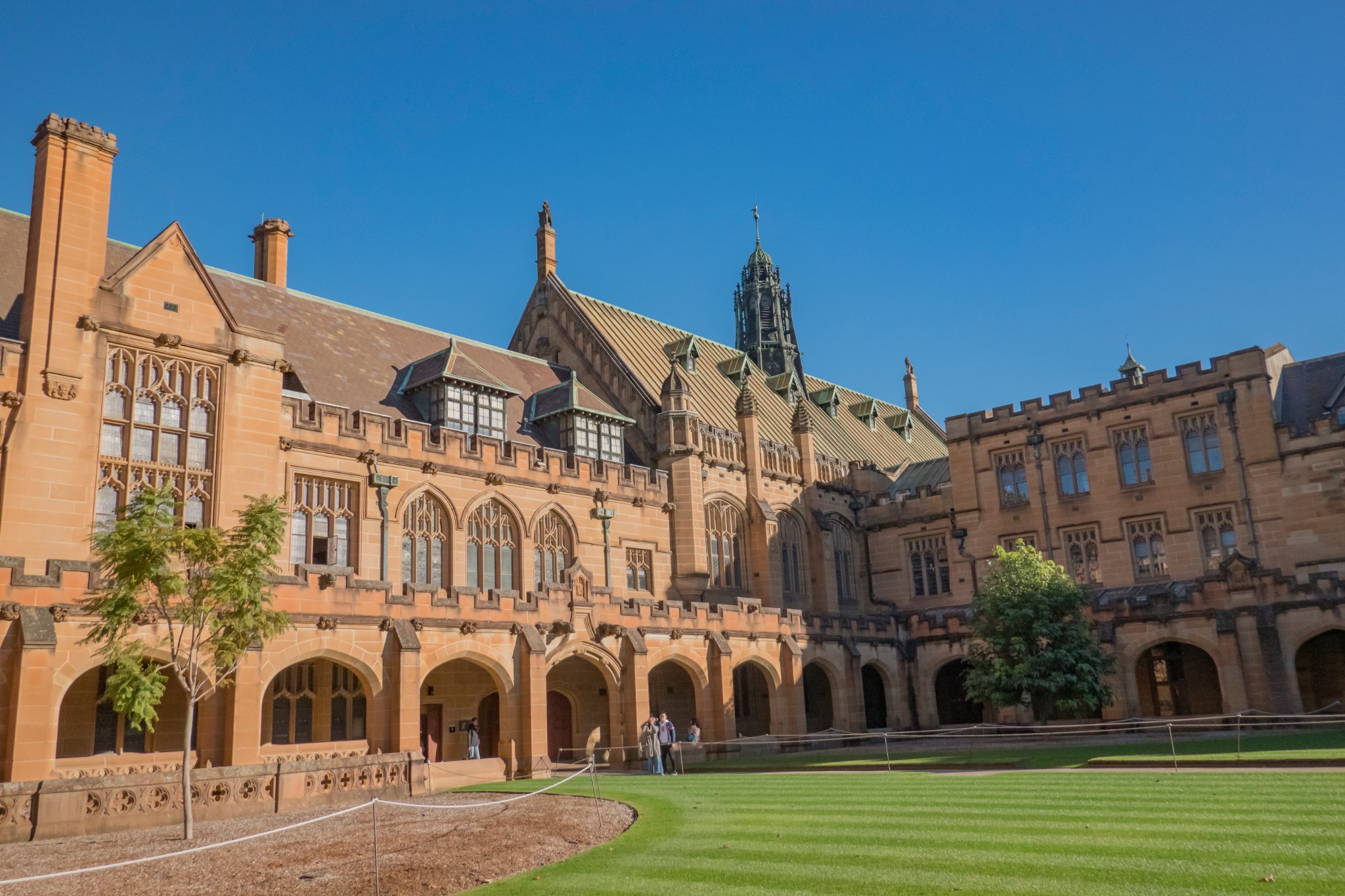 Sydney Uni-Phoenix Starwood