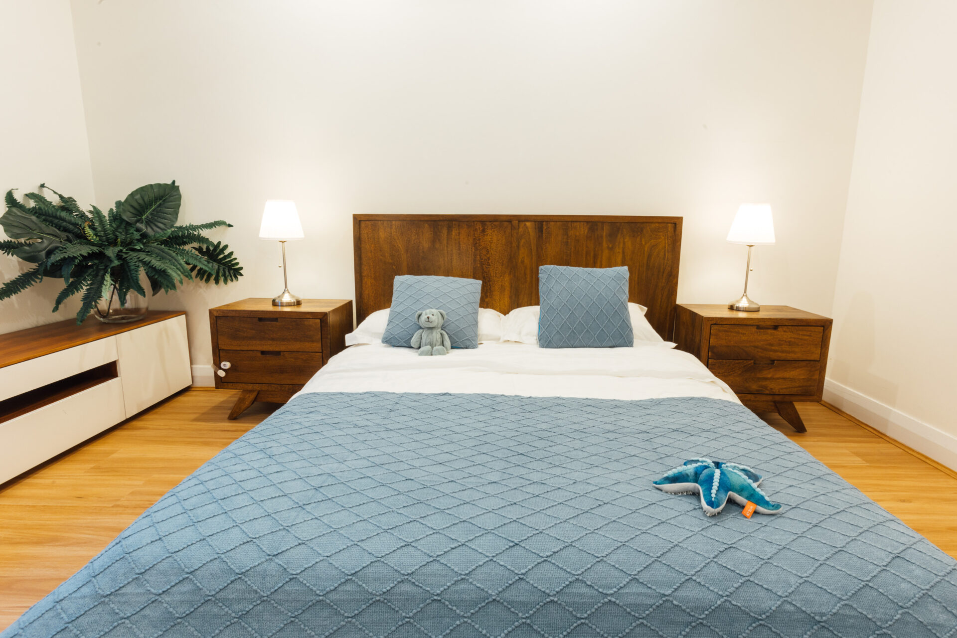 Bronte 4 Bedroom House Hewlett Street BRO3-Sydney short term rentals