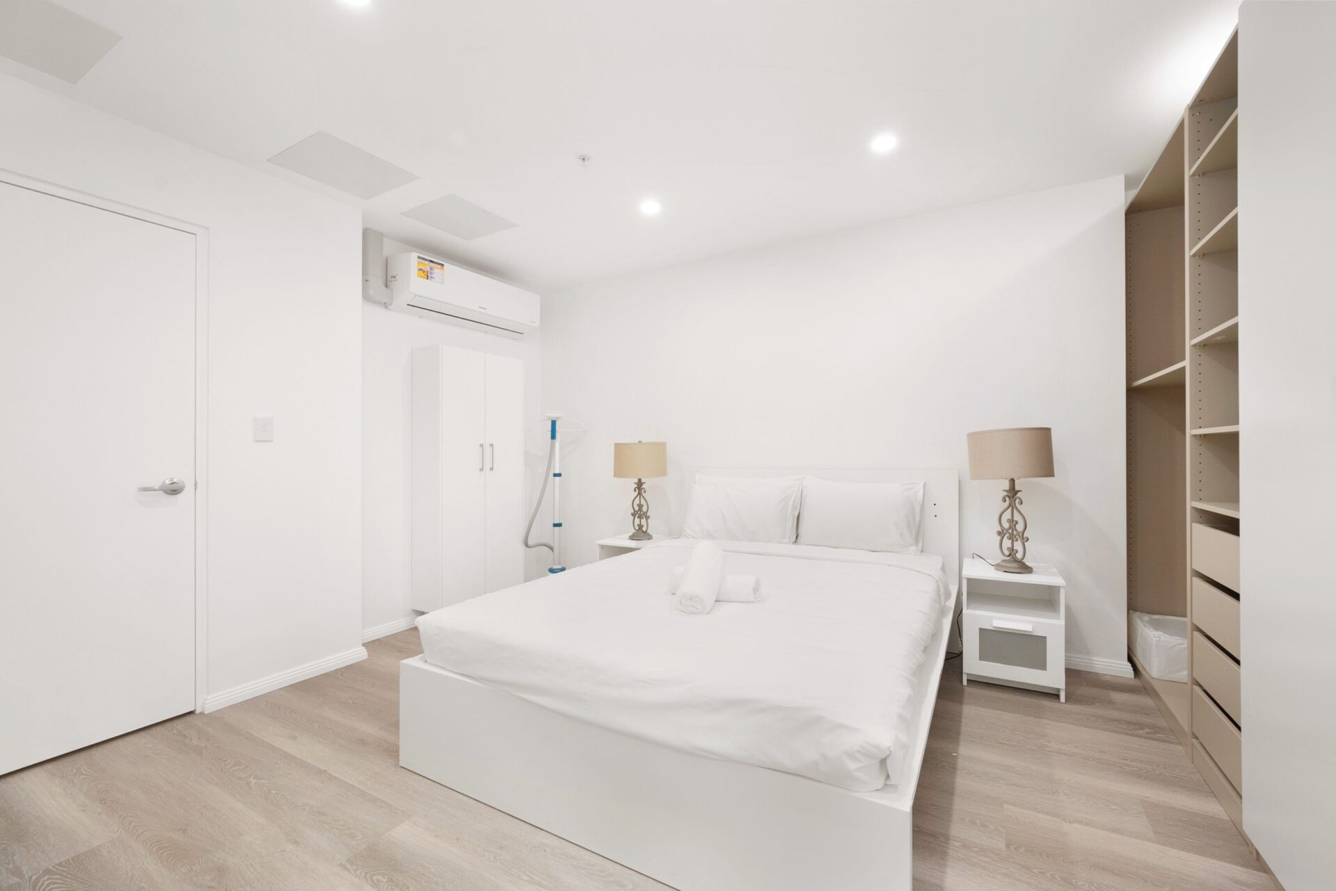 Dulwich Hill Studio Terrace Road DH002-Sydney short term rentals
