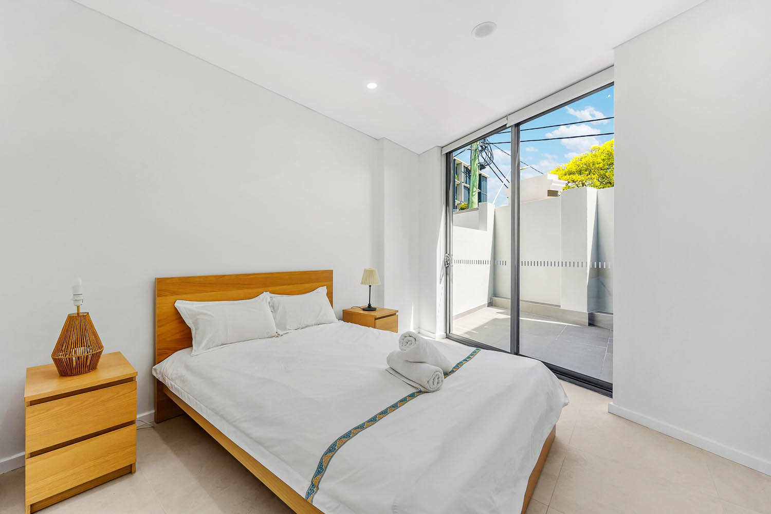 Lewisham 1 Bedroom Old Canterbury Road LEW1106-Sydney short term rentals