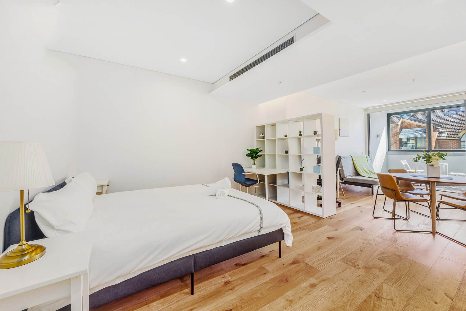 St Leonards Studio Albany Street STL0203-Sydney short term rentals