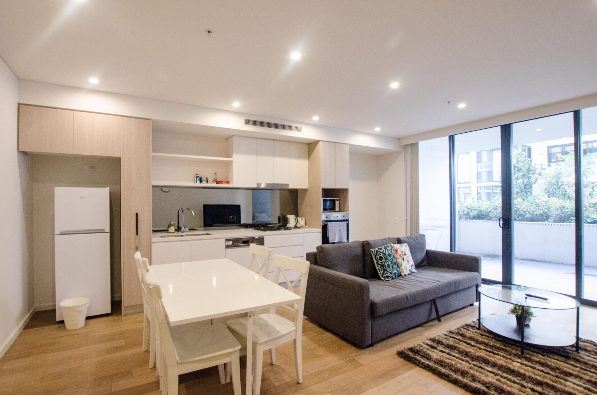 Mascot 2 Bedroom Church Avenue MAS4-Sydney short term rentals