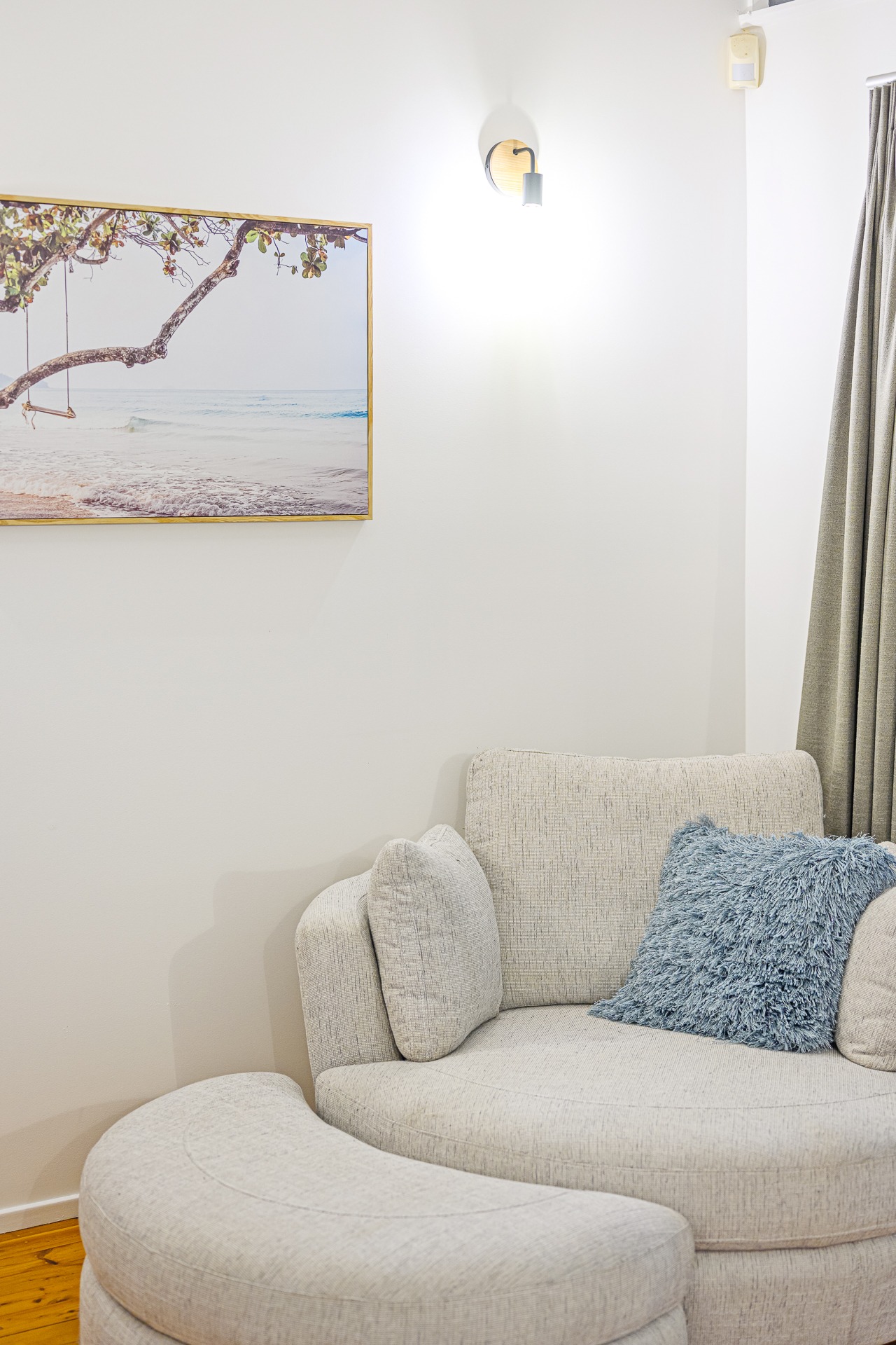 Northbridge 4 Bedroom House Sailors Bay Road NB35-Sydney short term rentals