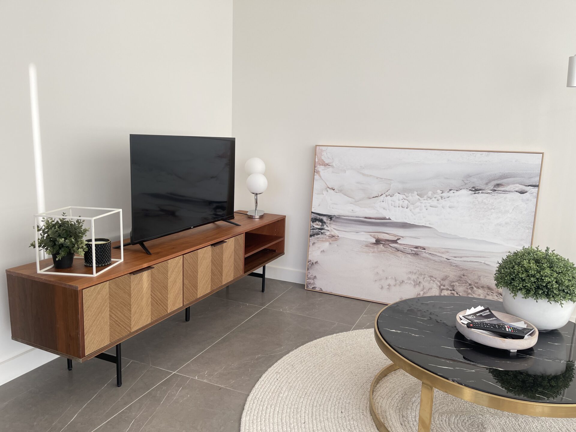 West Ryde 2 Bedroom Victoria Road WR2105-Sydney short term rentals