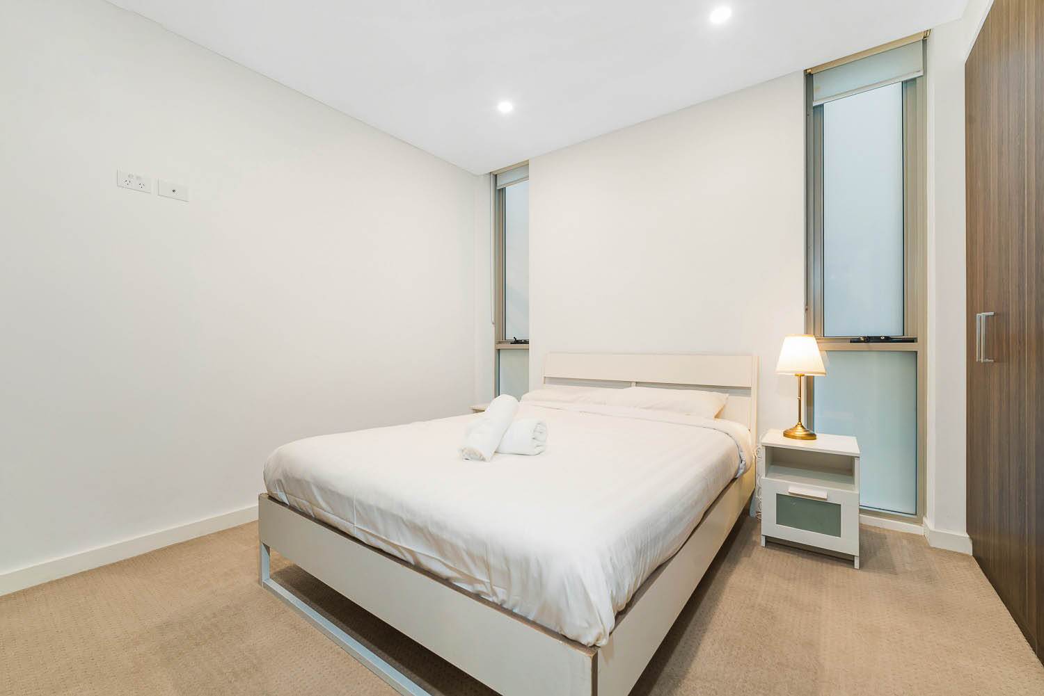 Randwick 2 Bedroom Avoca Street RAN263-Sydney short term rentals