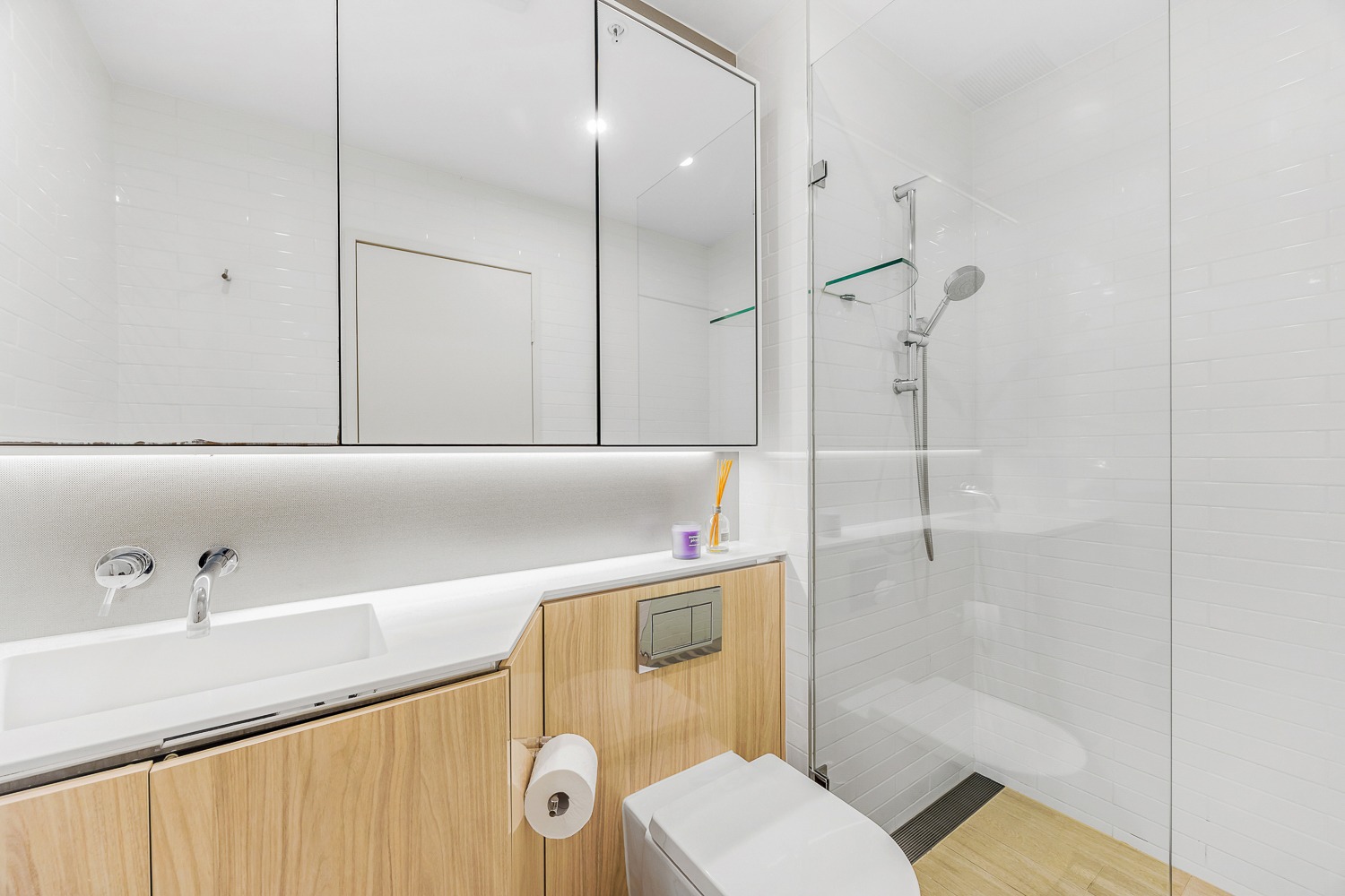 Newington 2 Bed Avenue of Europe NEW2728-Sydney short term rentals