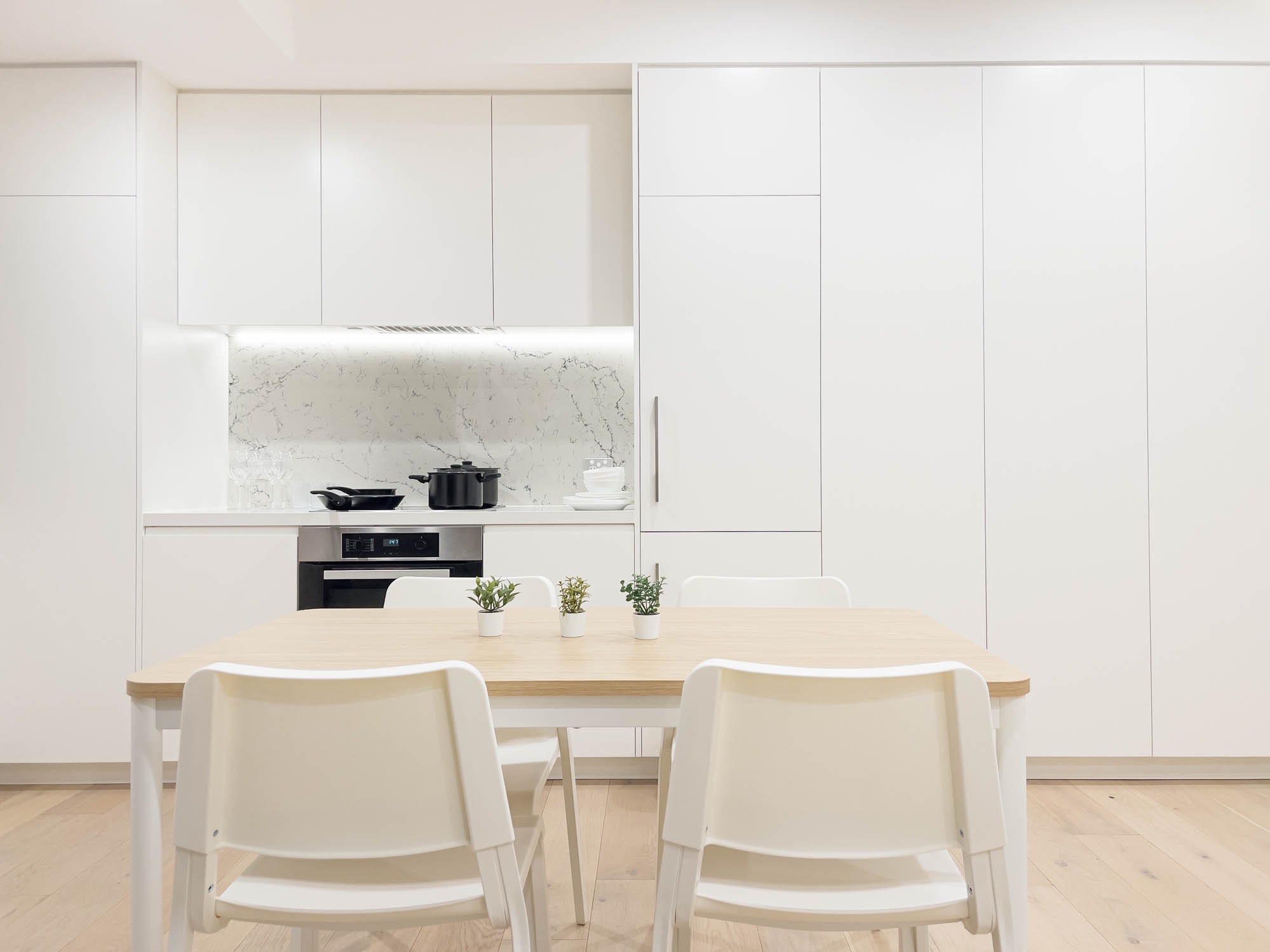 North Sydney 1 Bedroom Walker Street NS146-Sydney short term rentals