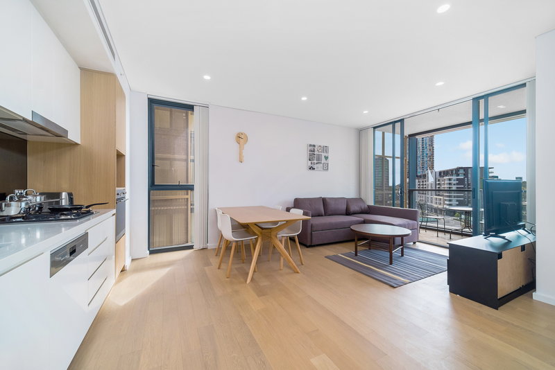 Waterloo 2 Bedroom Lachlan Street WAT602-Sydney short term rentals