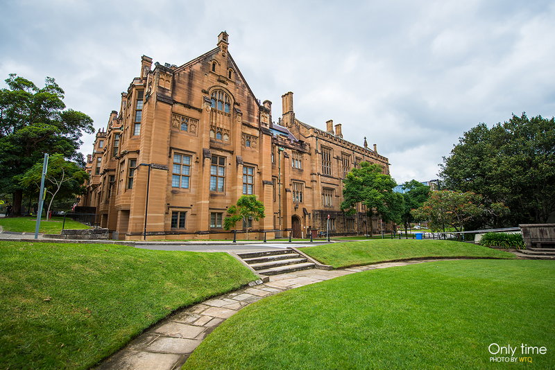 Sydney Uni-Ivy Mooncliff