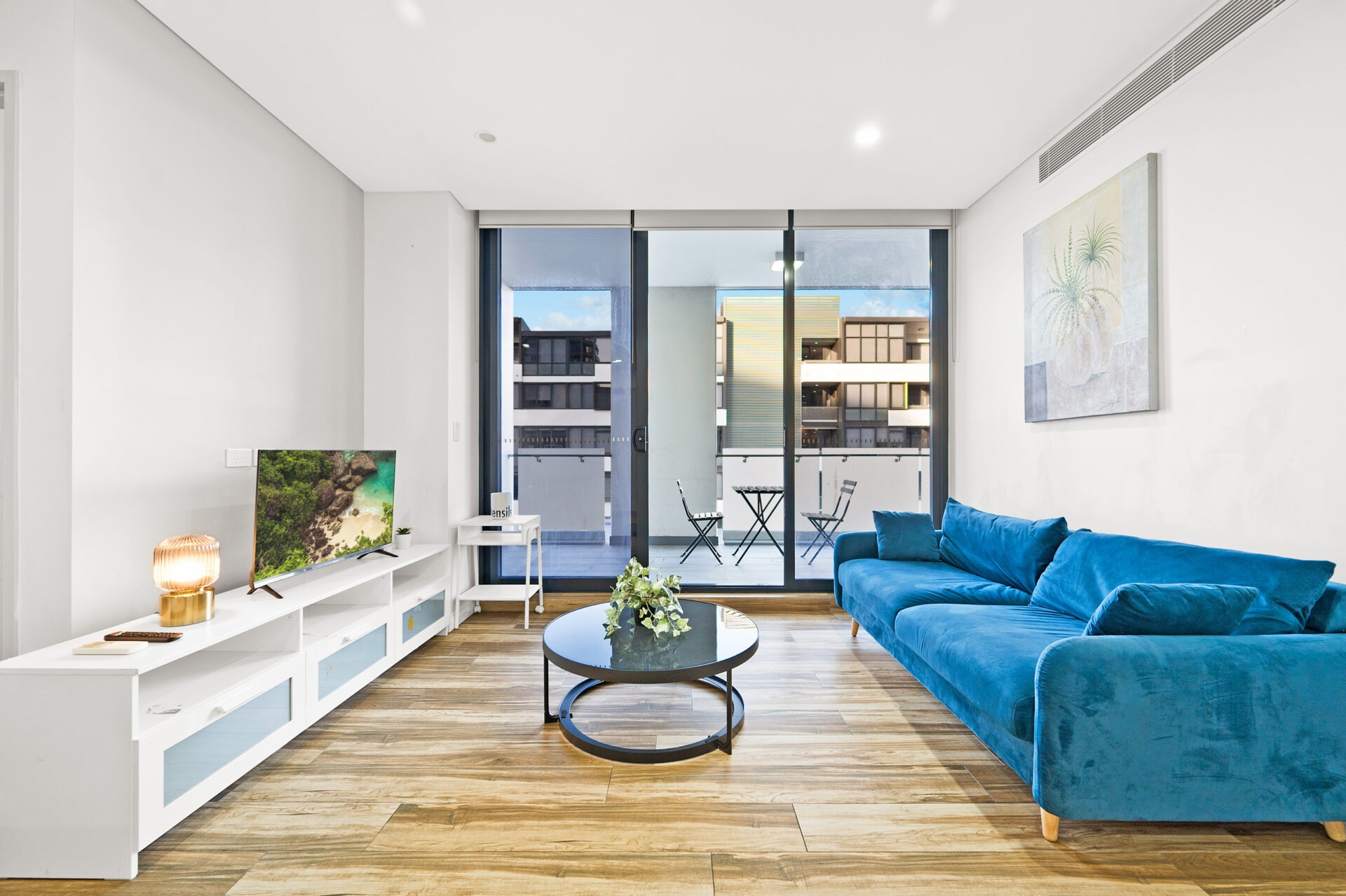 Pyrmont 2 Bedroom Miller Street PYR155-Sydney short term rentals