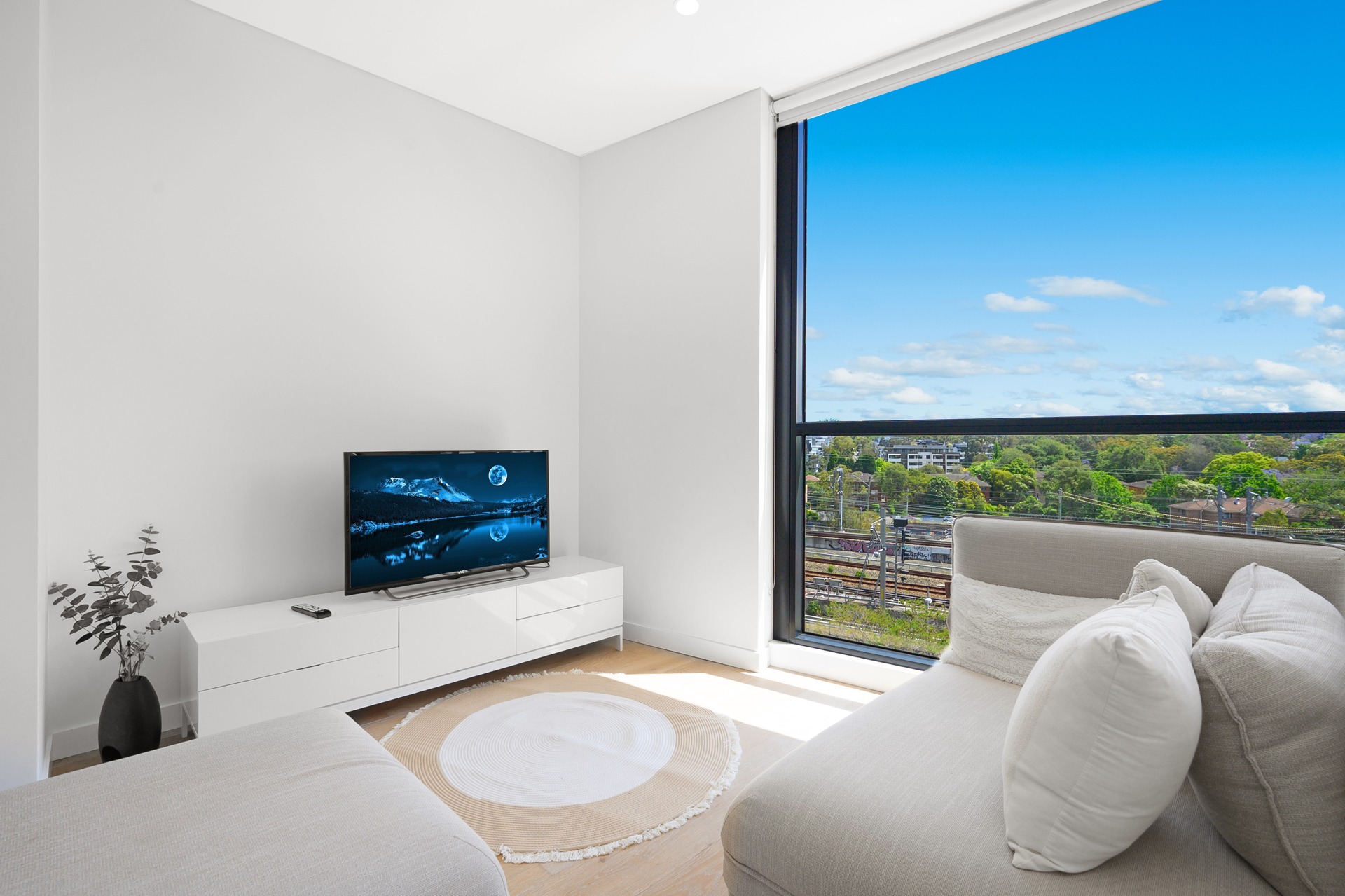 Eastwood 1 Bedroom Rutledge Street EW1201-Sydney short term rentals