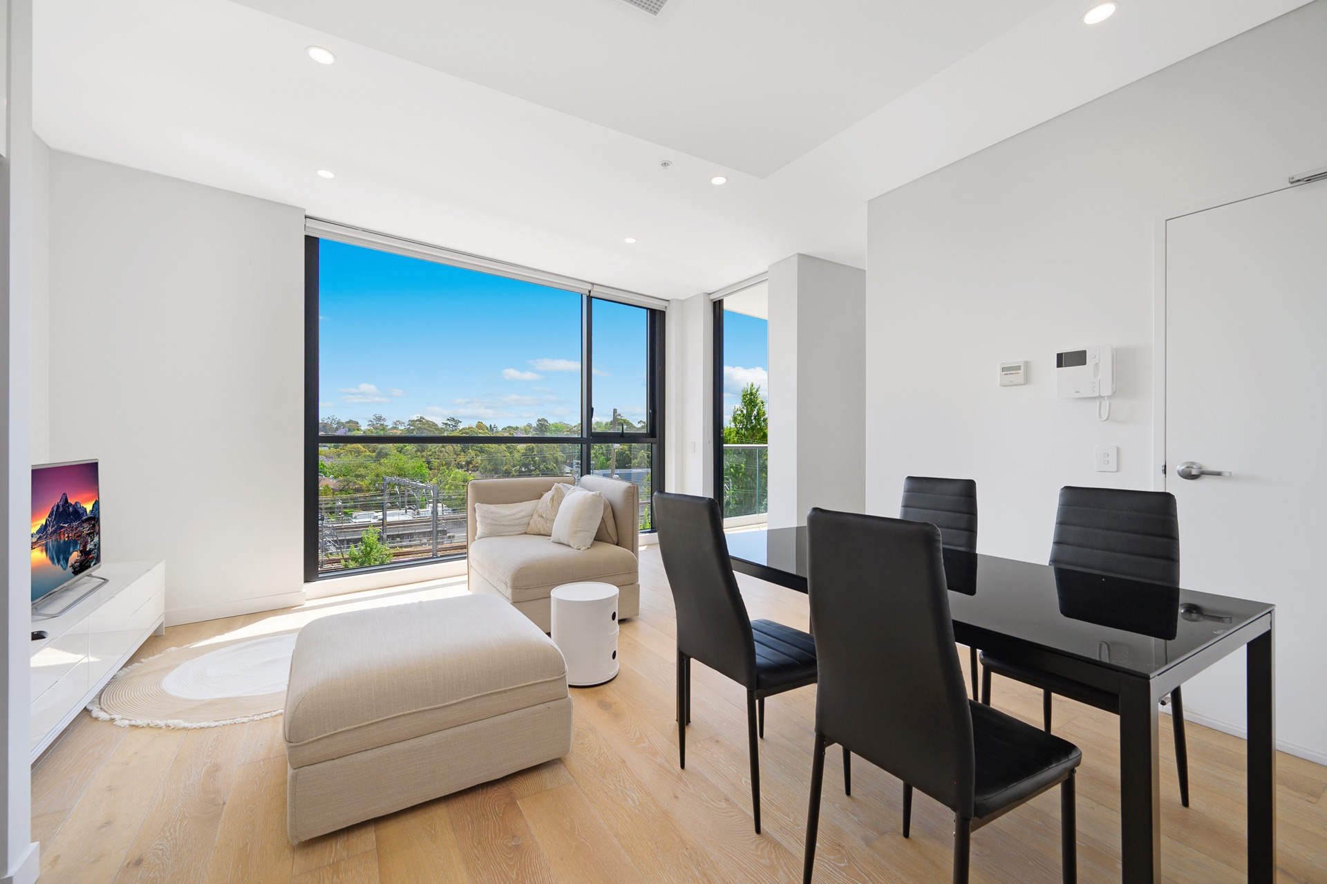 Eastwood 1 Bedroom Rutledge Street EW1201-Sydney short term rentals