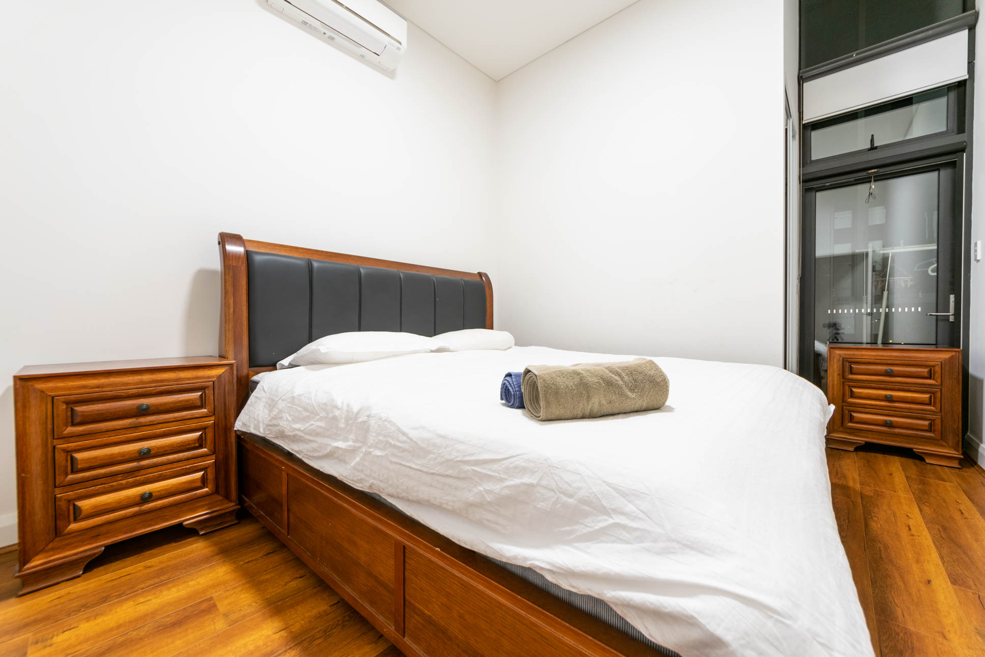 Carlton 2 Bedroom Railway Parade CAR64-Sydney short term rentals