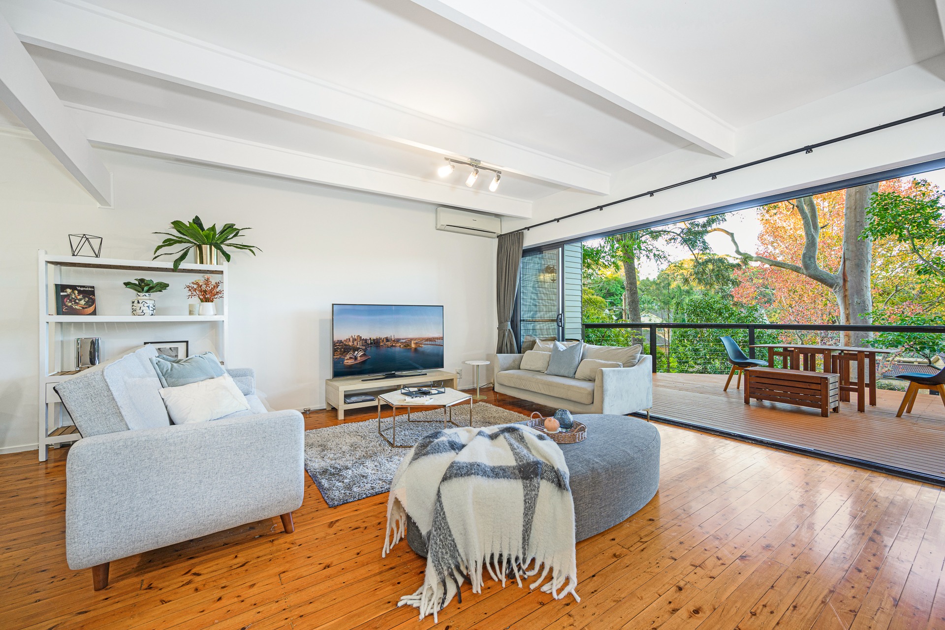 Northbridge 4 Bedroom House Sailors Bay Road NB35-Sydney short term rentals