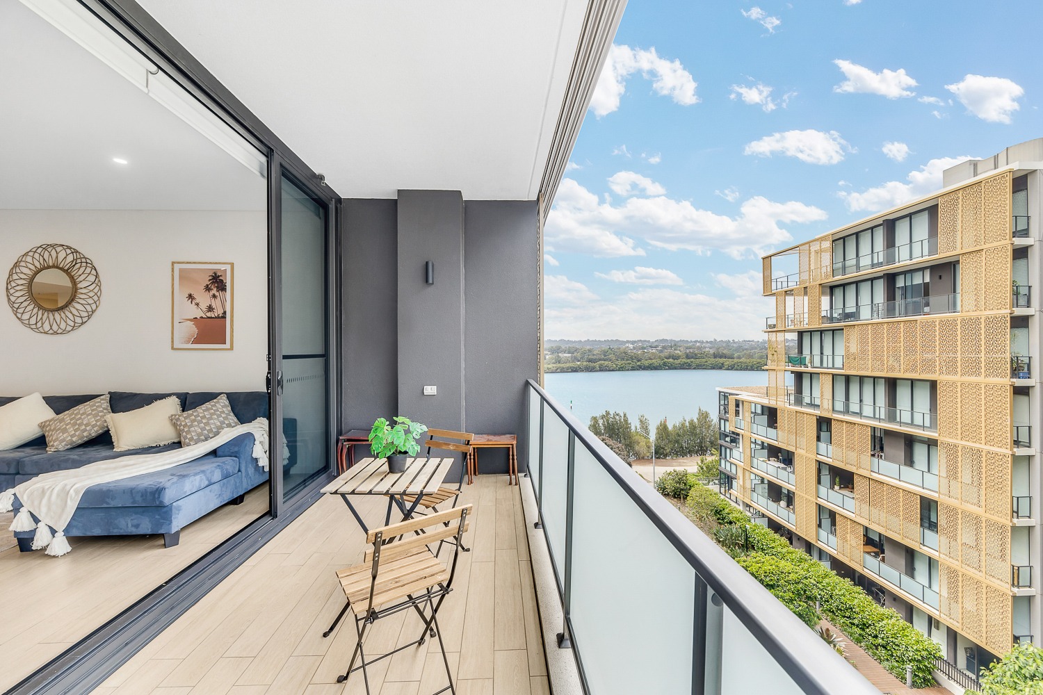 Newington 2 Bed Avenue of Europe NEW2728-Sydney short term rentals