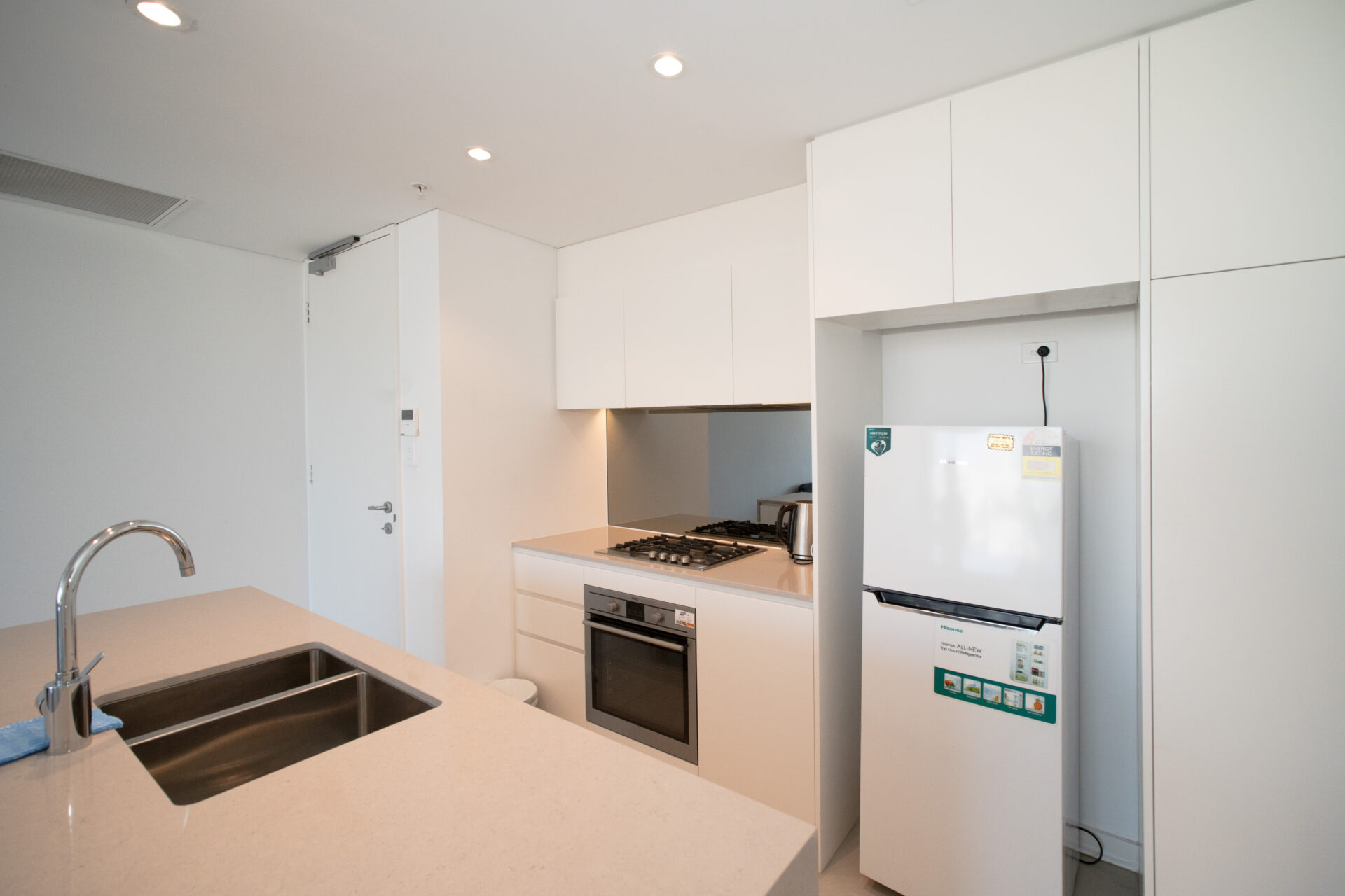 Mortlake 2 Bedroom Tennyson Road ML6-Sydney short term rentals
