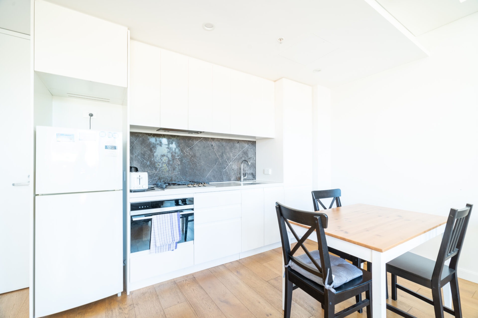 Milsons Point 1 Bedroom Alfred Street MS128 -Sydney short term rentals