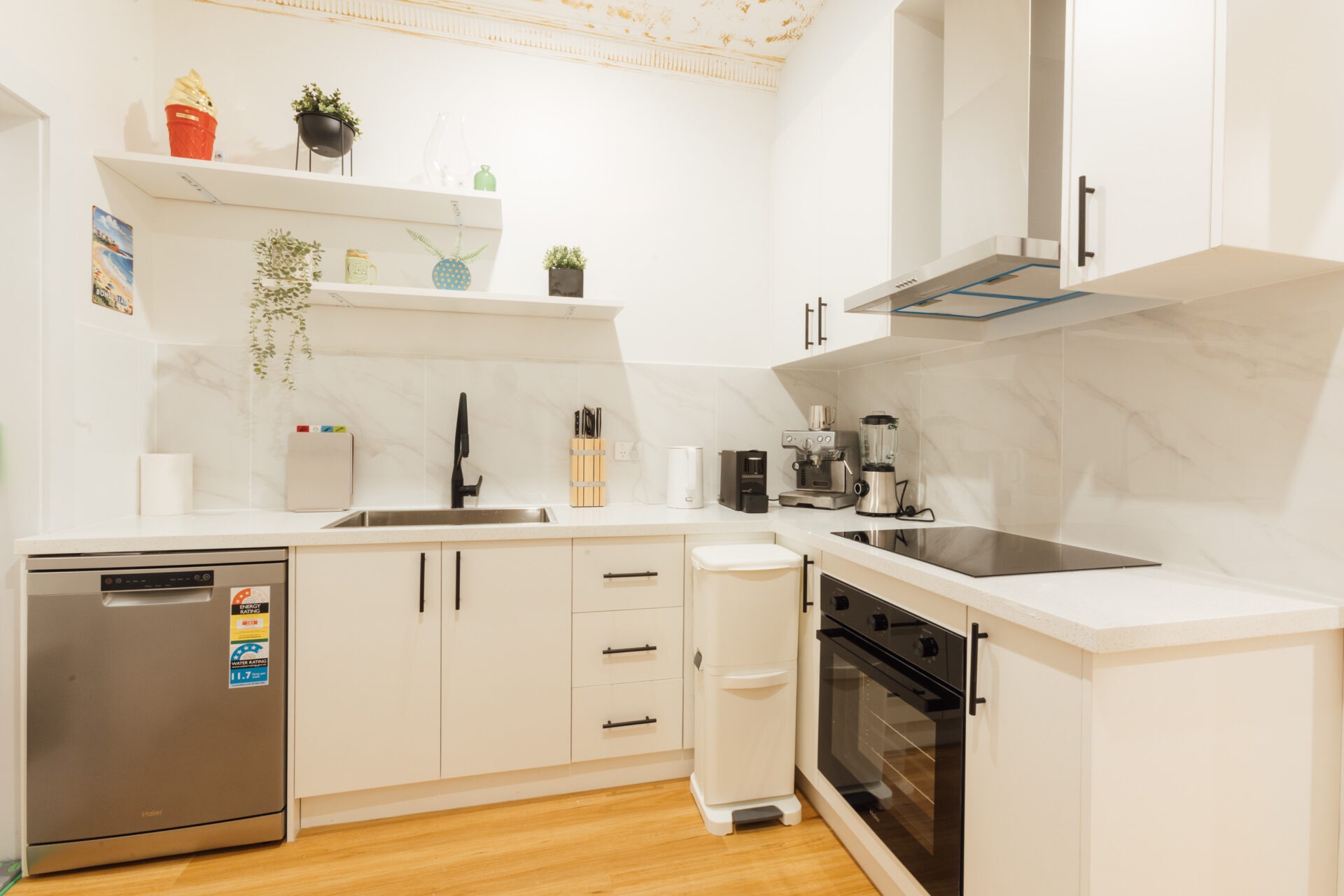 Bronte 4 Bedroom House Hewlett Street BRO3-Sydney short term rentals