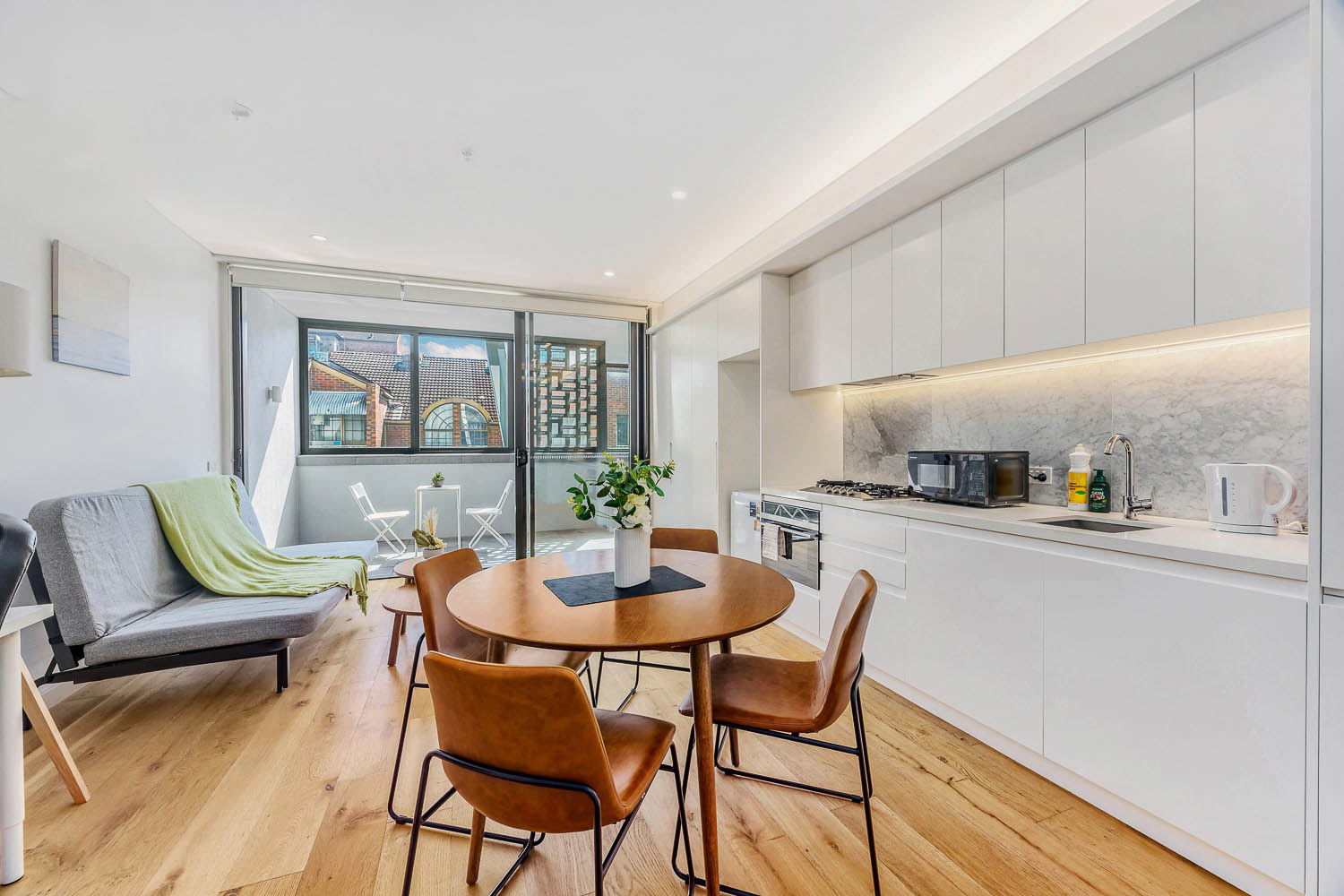 St Leonards Studio Albany Street STL0203-Sydney short term rentals