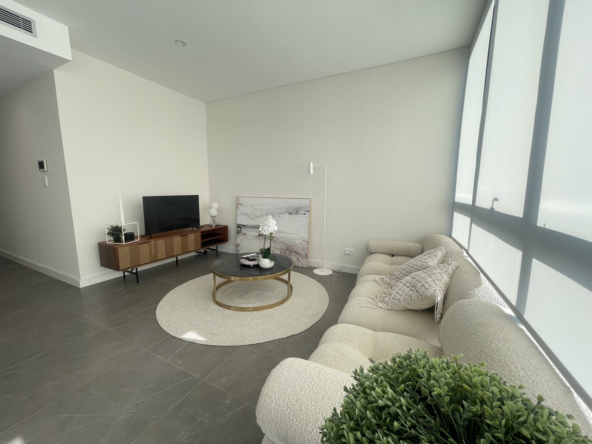 West Ryde 2 Bedroom Victoria Road WR2105-Sydney short term rentals