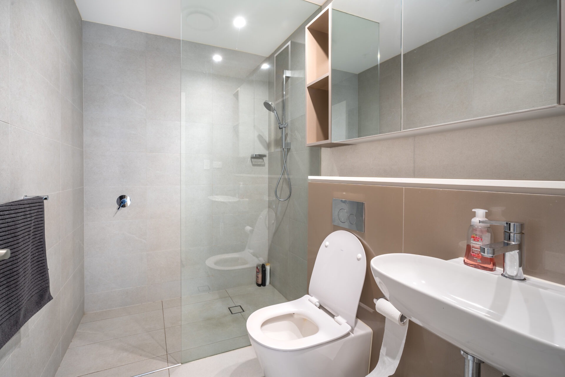 West Ryde 2 Bedroom Meadow Crescent WR213-Sydney short term rentals