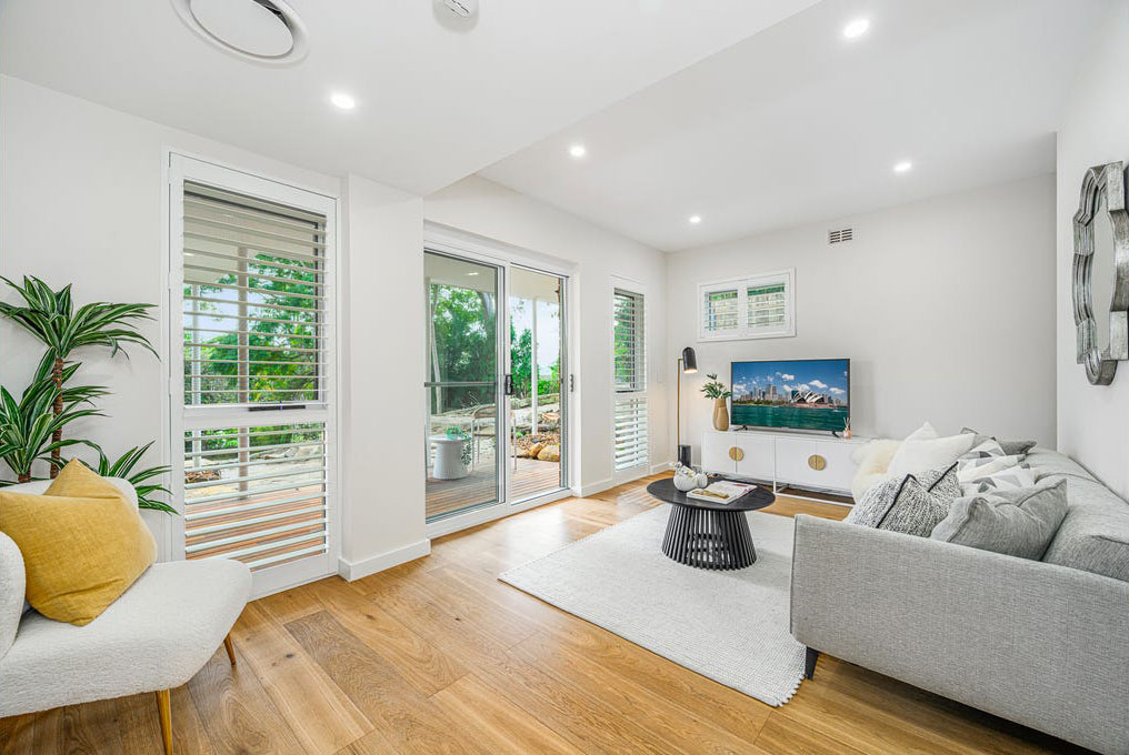Killara 4 Bedroom House Springdale Road KIL434-Sydney short term rentals