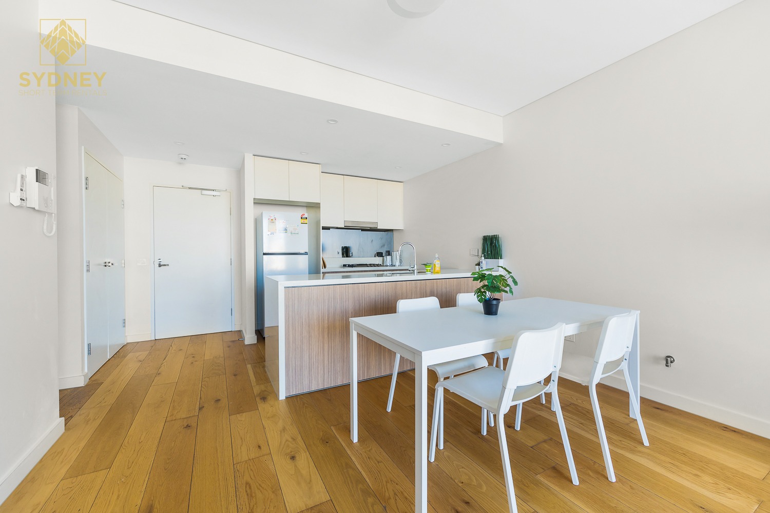 Meadowbank 1 Bedroom Bay Drive ME147-Sydney short term rentals