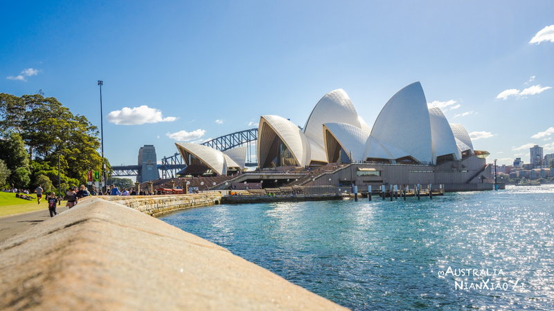 Sydney Opera House-Violet Powell