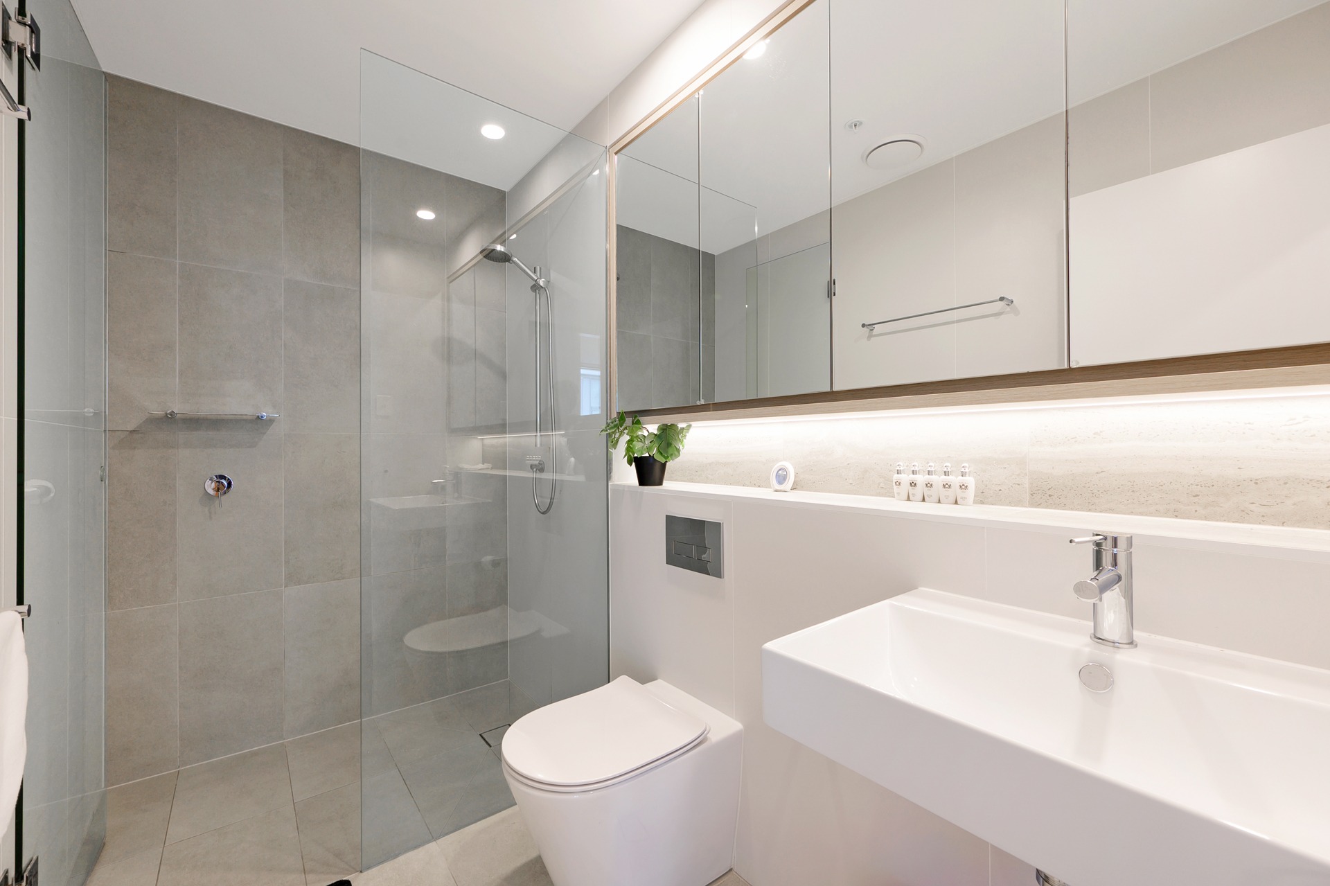 Eastwood 2 Bedroom Terry Road EW211-Sydney short term rentals