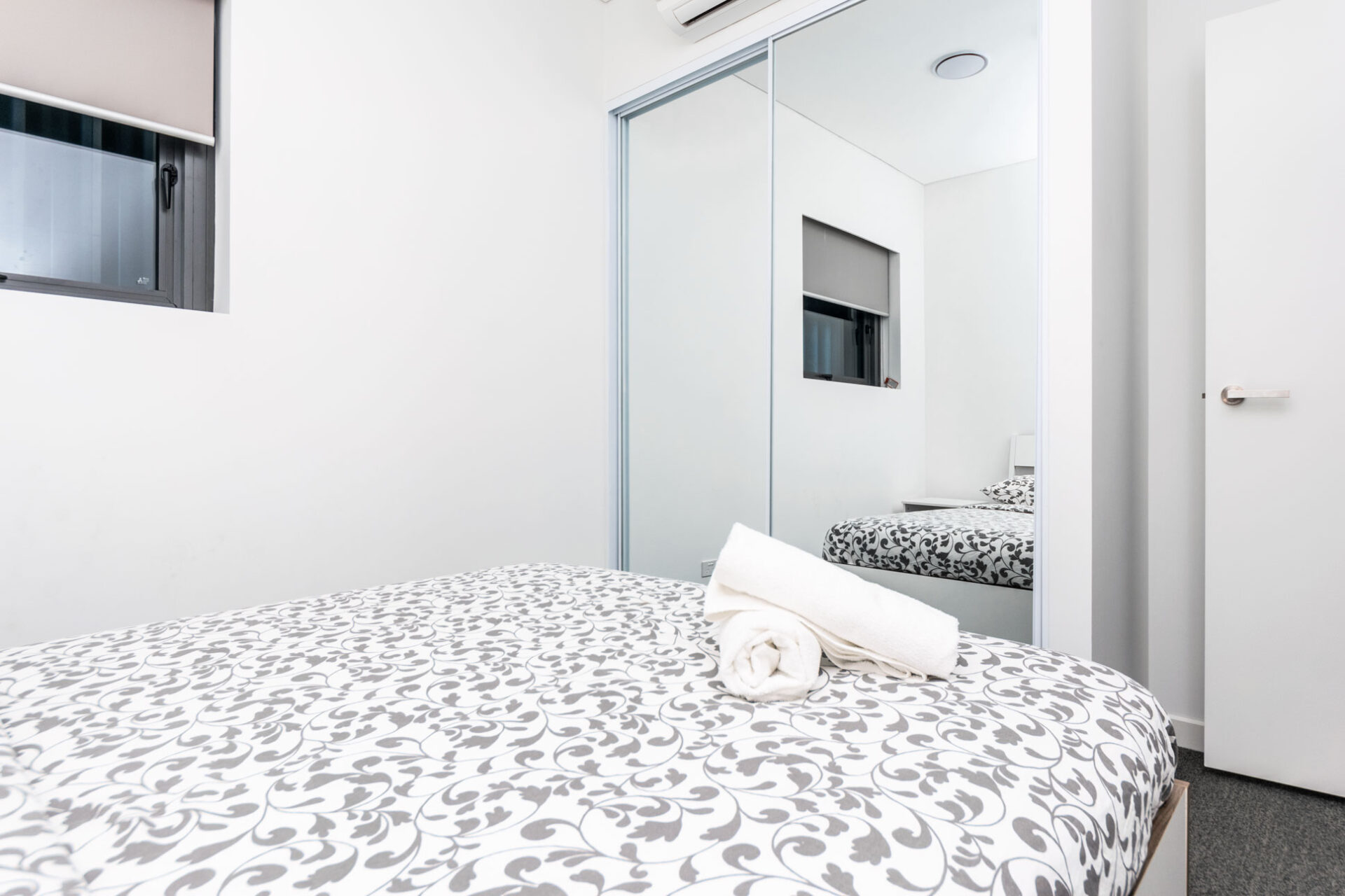 Meadowbank 2 Bedroom Constitution Road ME1705-Sydney short term rentals