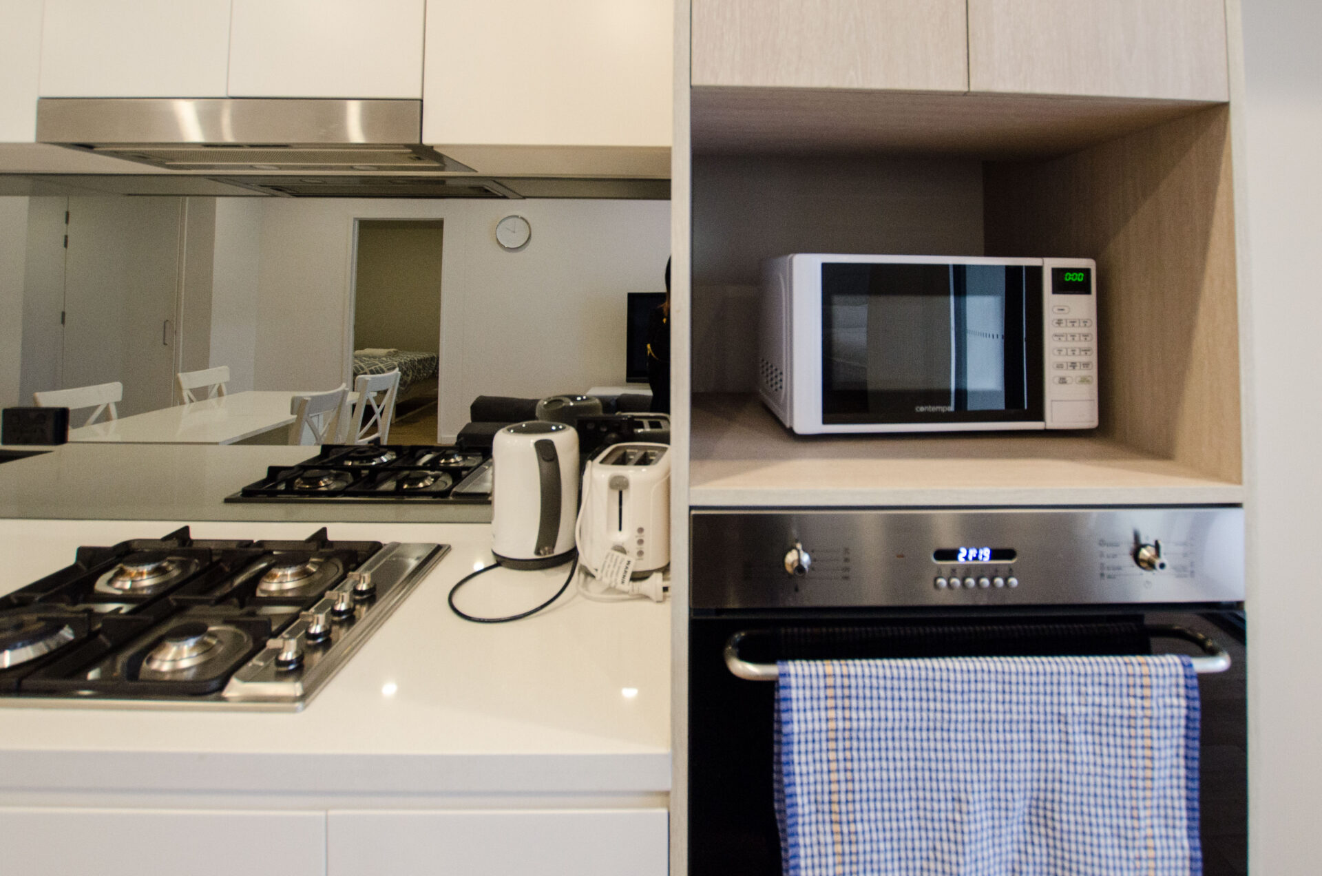 Mascot 2 Bedroom Church Avenue MAS4-Sydney short term rentals
