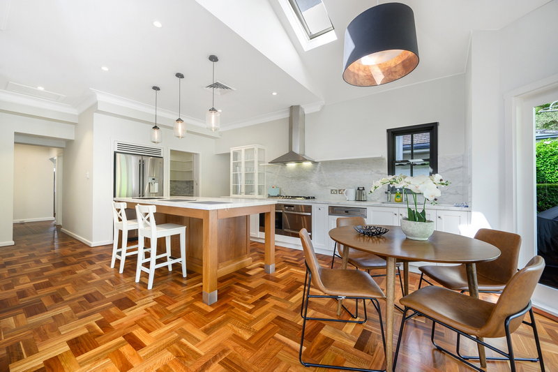Roseville 5 Bedroom House Allison Avenue ROS53-Sydney short term rentals