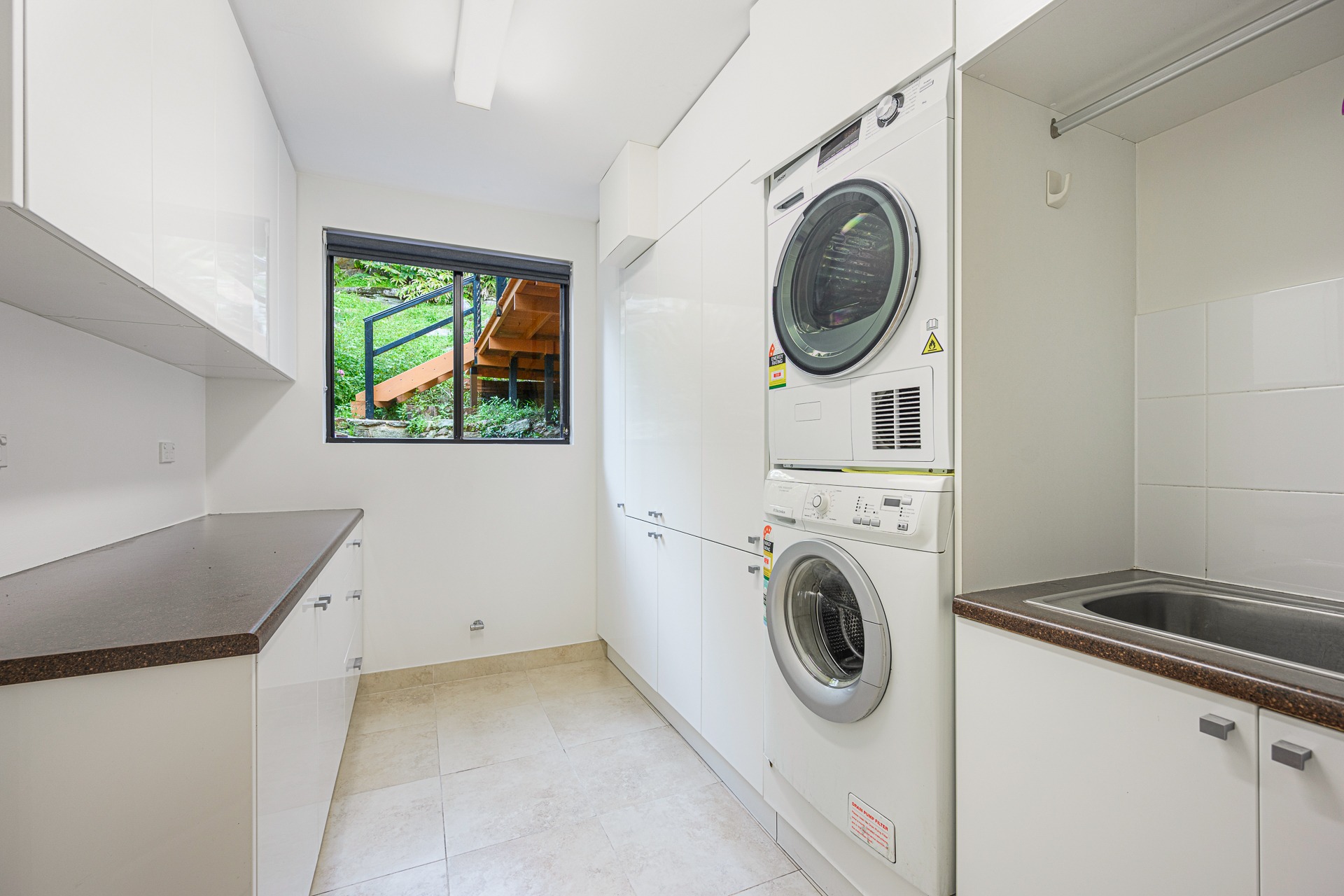 Northbridge 4 Bedroom House Sailors Bay Road NB35-Sydney short term rentals