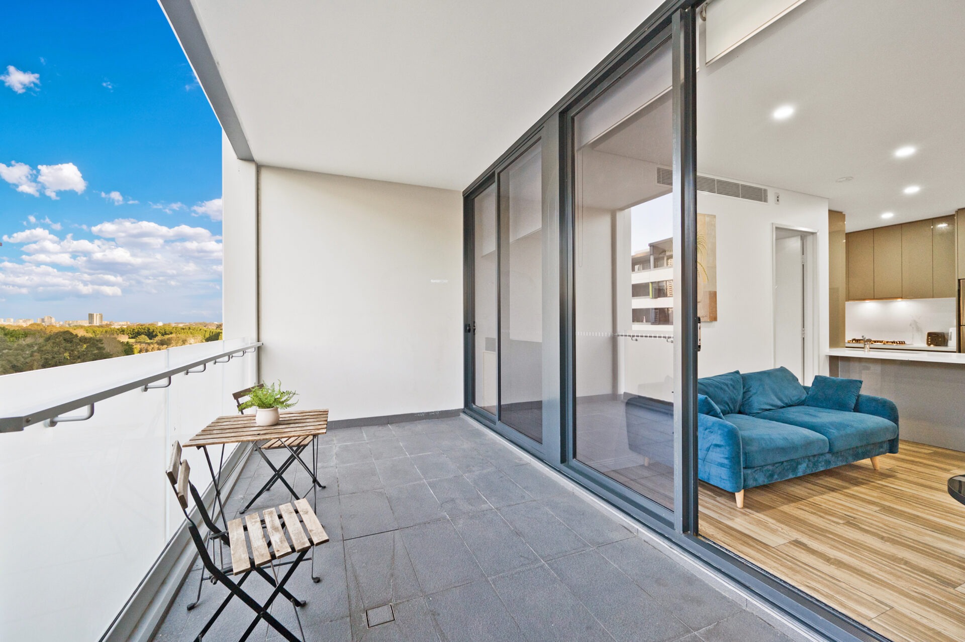 Pyrmont 2 Bedroom Miller Street PYR155-Sydney short term rentals