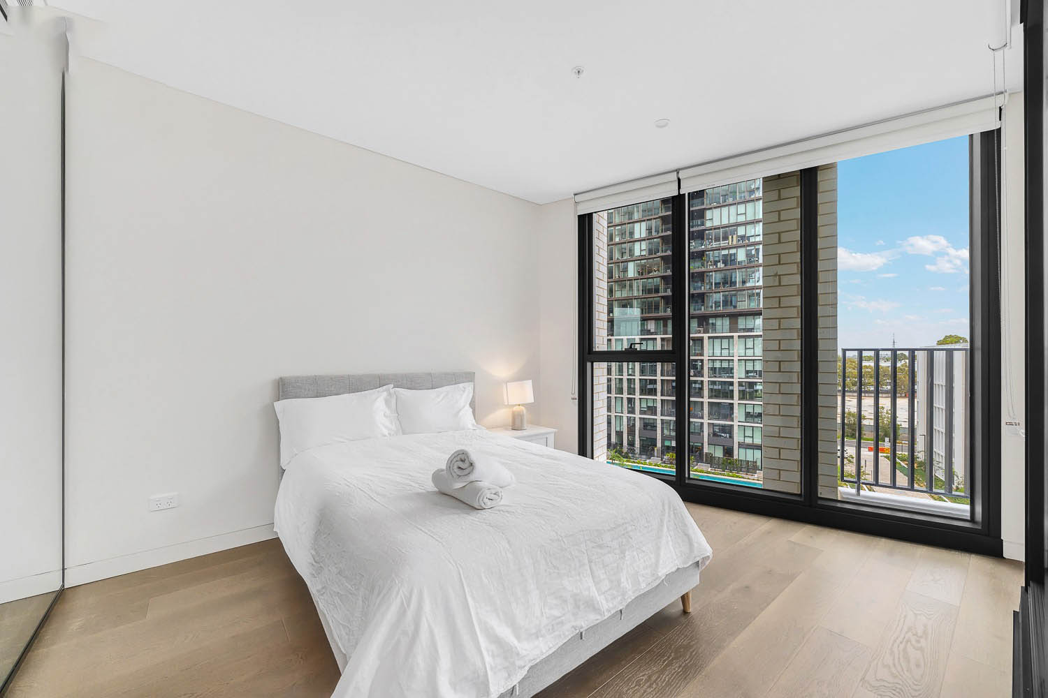 Lidcombe 2 Bedroom John Street LID2403-Sydney short term rentals