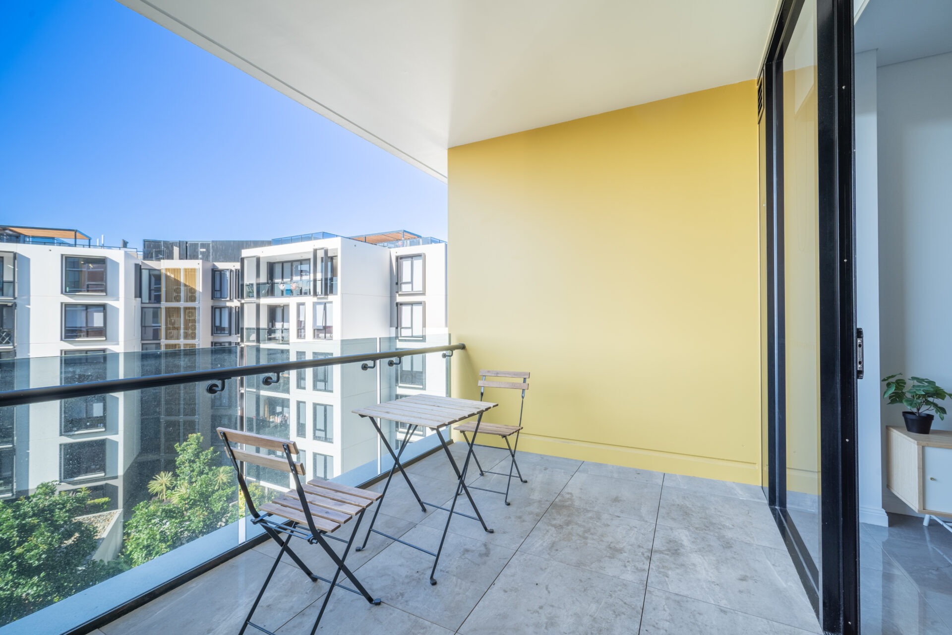 Beaconsfield 2 Bedroom Queen Street BEA51-Sydney short term rentals