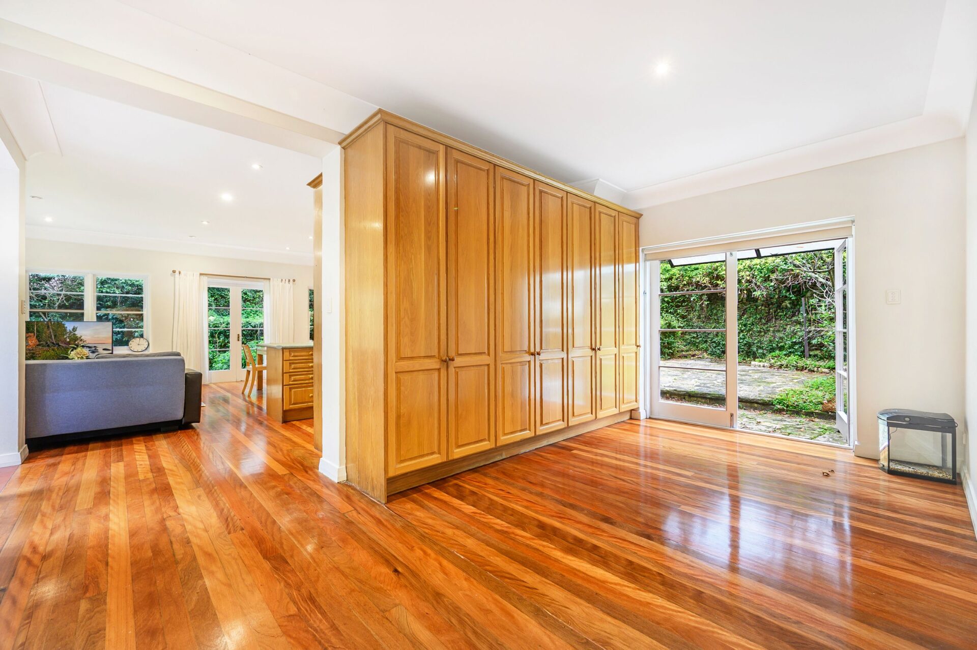 Chatswood 5 Bedroom House Centennial Avenue CW35-Sydney short term rentals