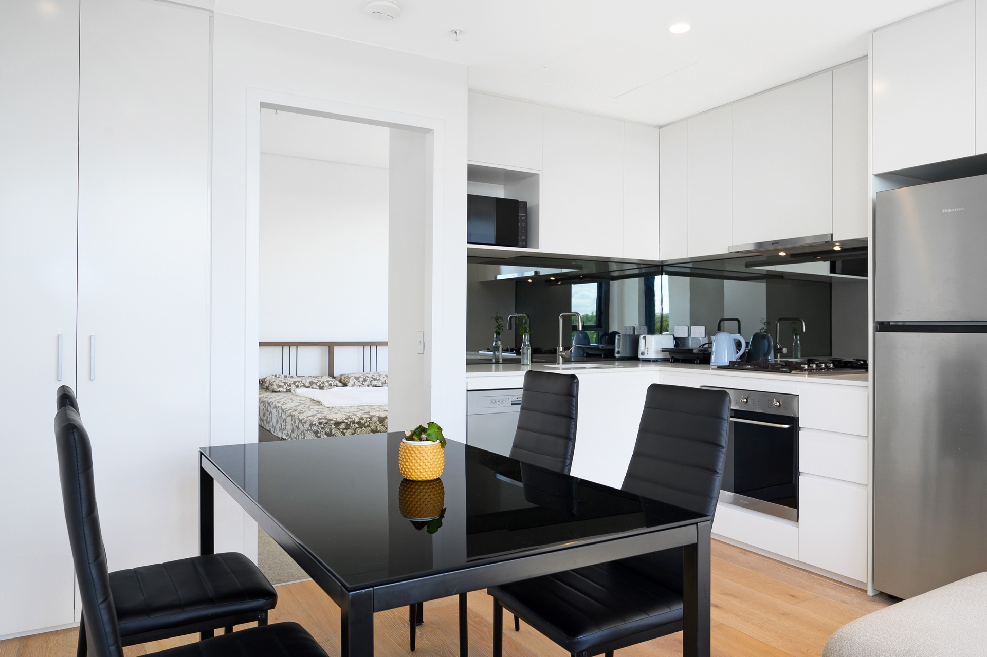 Eastwood 1 Bedroom Rutledge Street EW1201-Sydney short term rentals