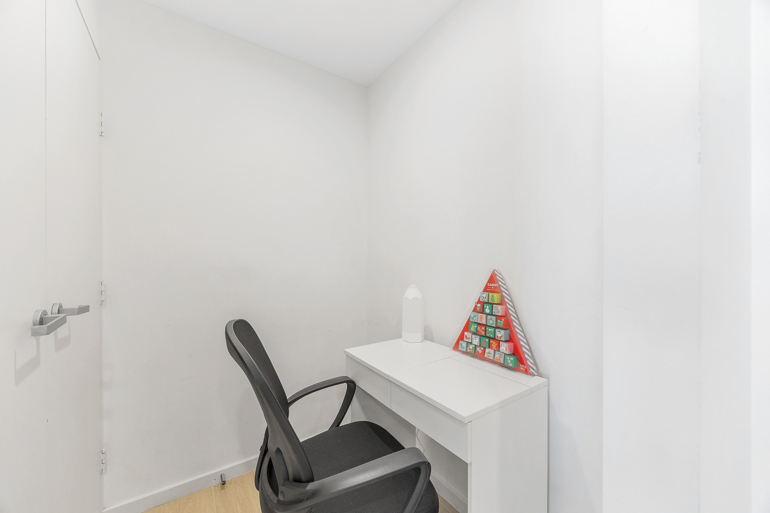 Newington 2 Bed Avenue of Europe NEW2728-Sydney short term rentals