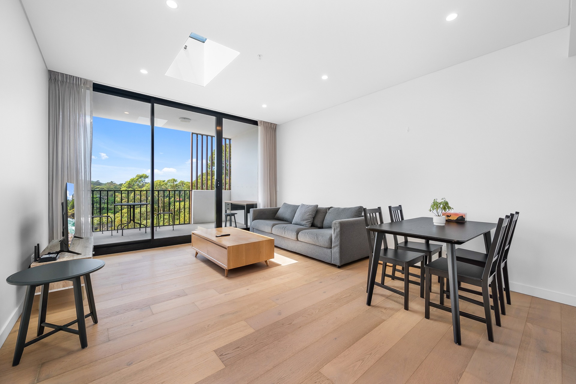 Lindfield 1 Bedroom Tryon Road LIN1606-Sydney short term rentals