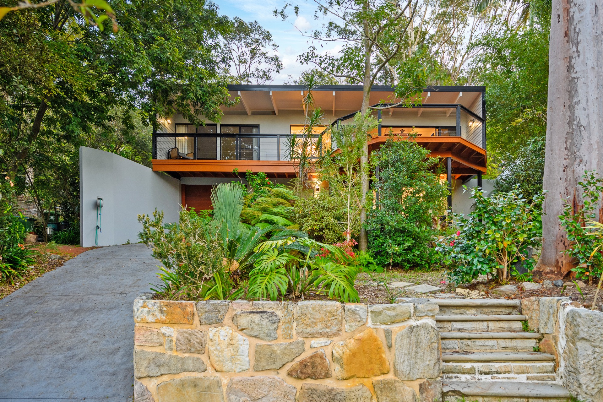 Northbridge 4 Bedroom House Sailors Bay Road NB35-Sydney short term rentals
