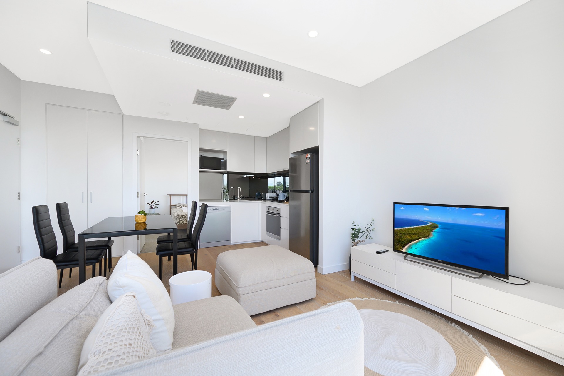Eastwood 1 Bedroom Rutledge Street EW1201-Sydney short term rentals