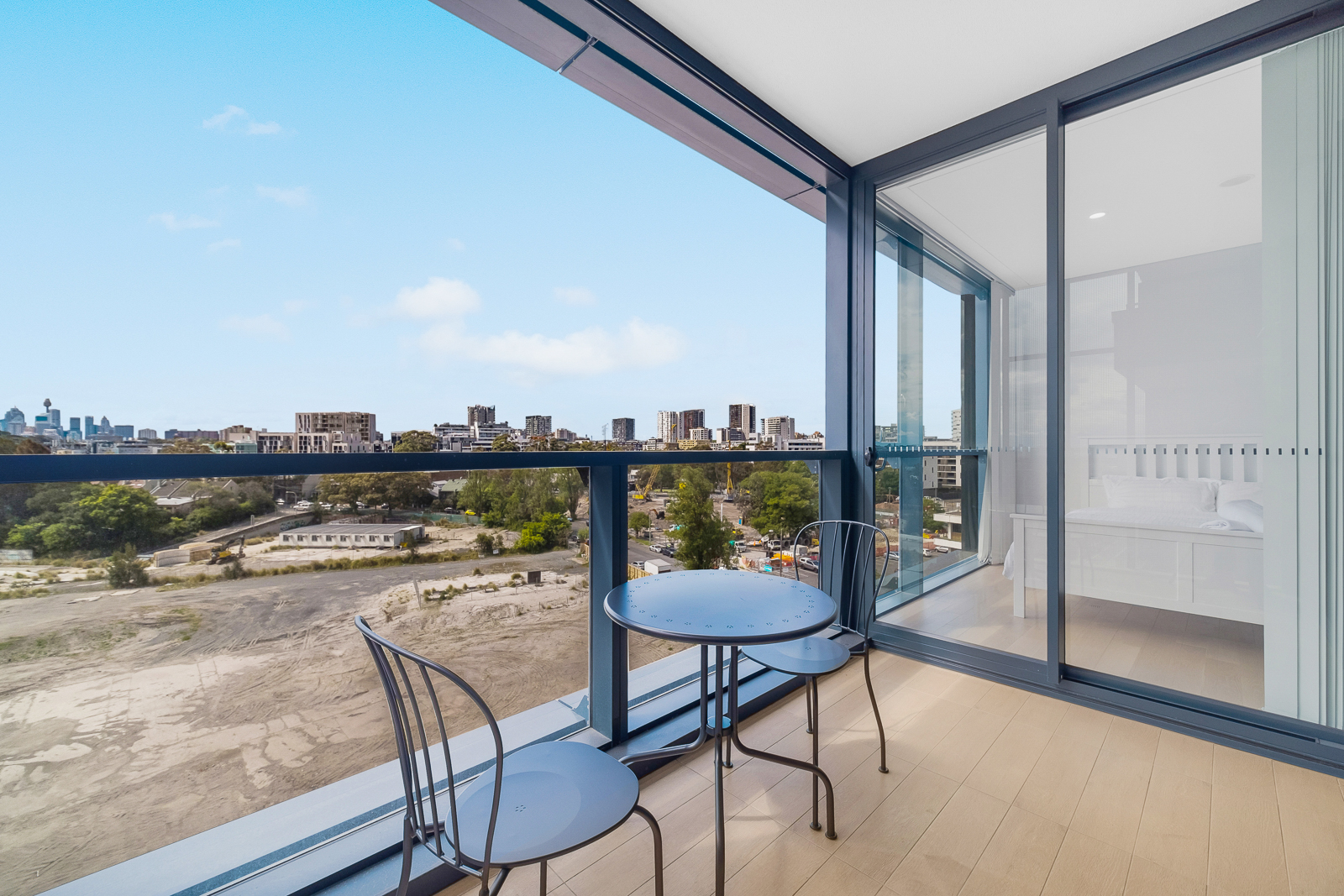 Waterloo 2 Bedroom Lachlan Street WAT602-Sydney short term rentals